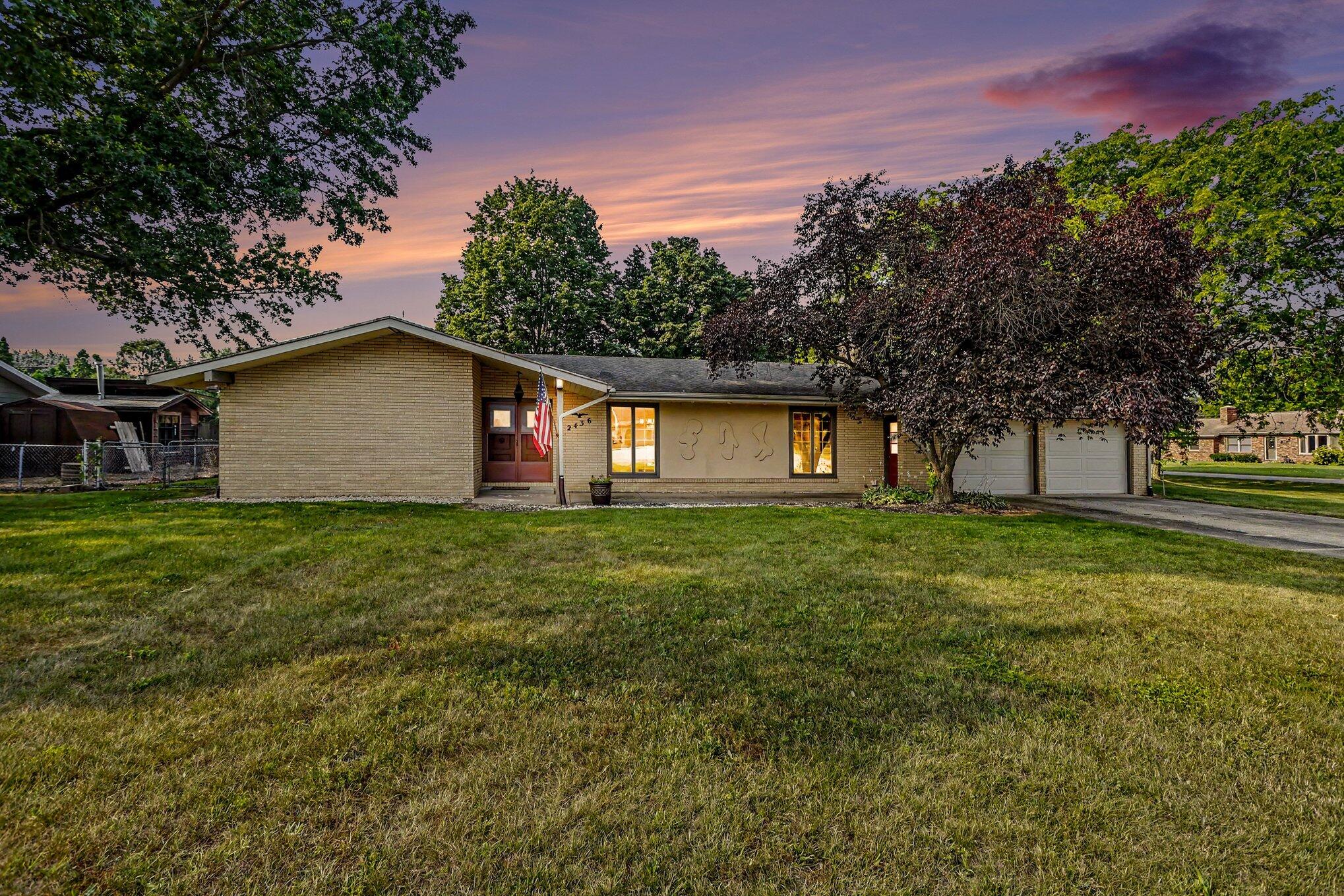 2436 Fountain Lane Stevensville MI 49127