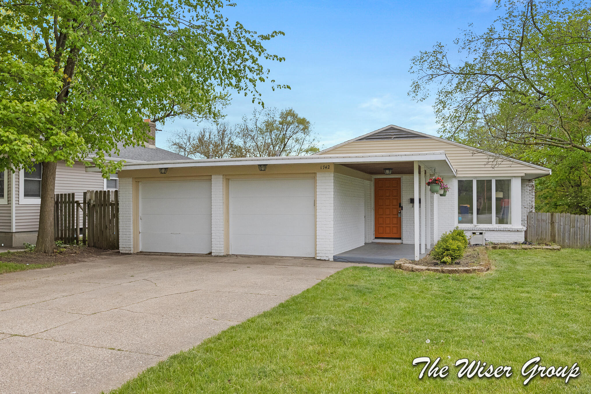 1742 Boston Street SE Grand Rapids MI 49506