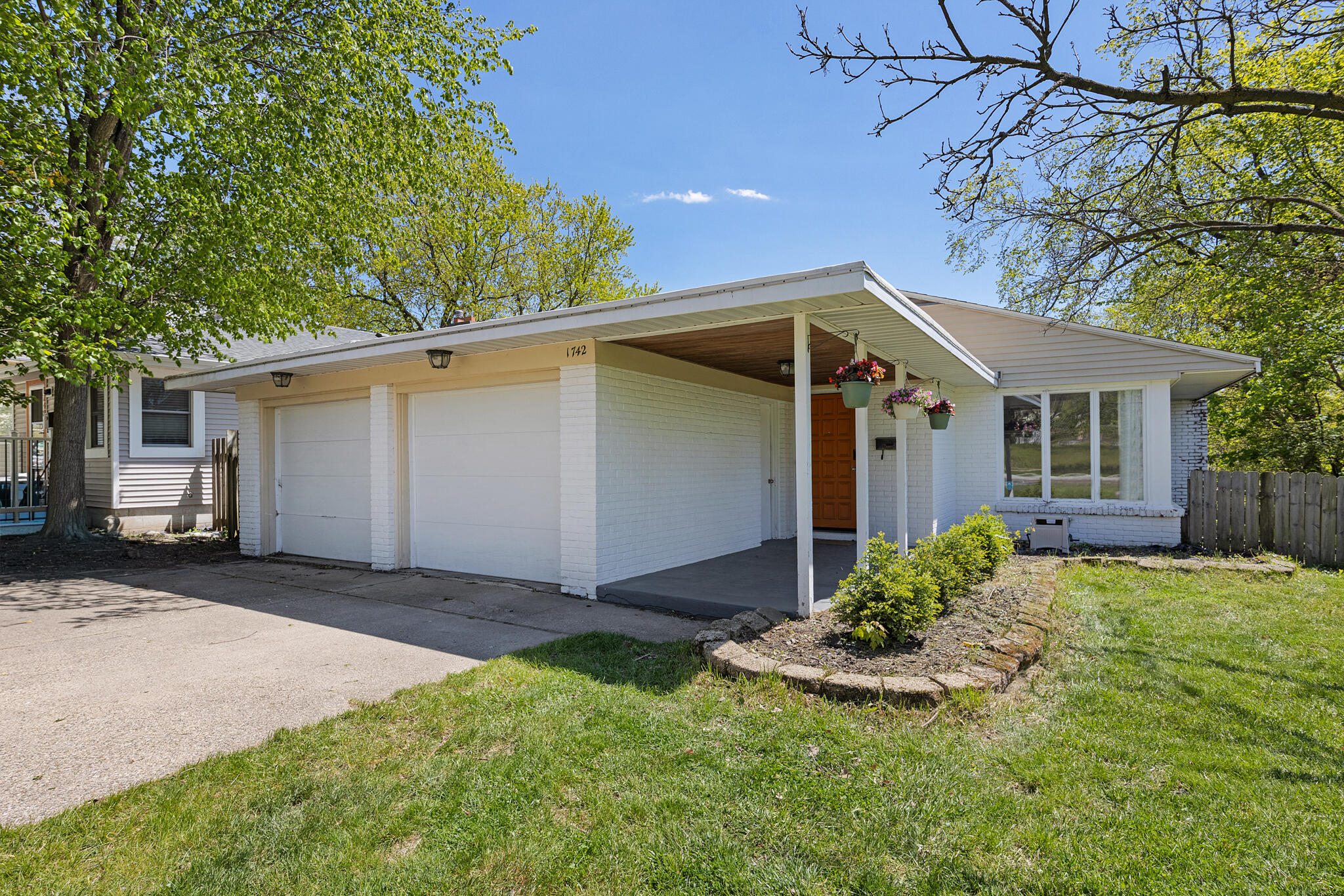 1742 Boston Street SE Grand Rapids MI 49506