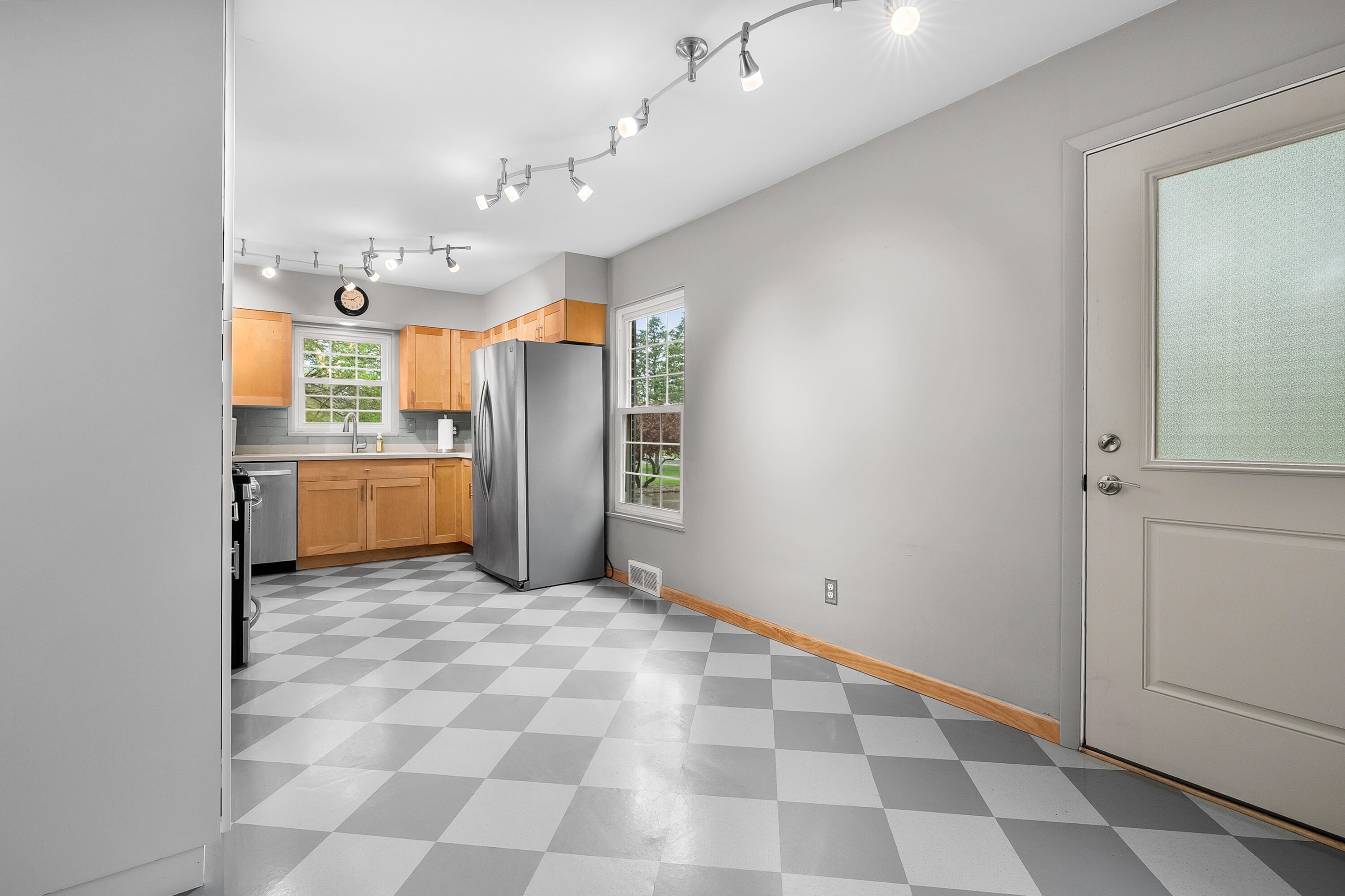9883 Almena Drive Kalamazoo MI 49009