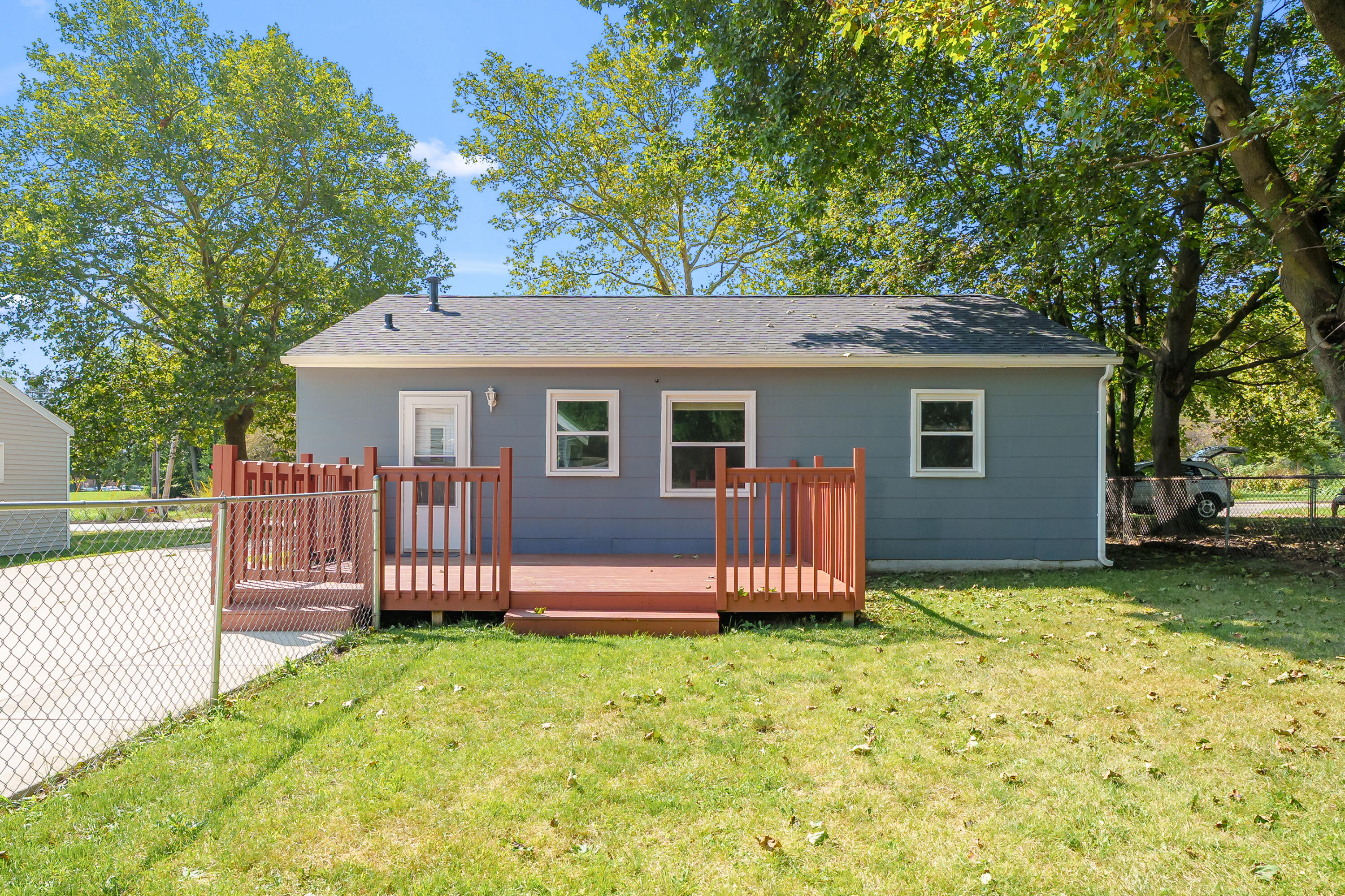 2227 E Cork Street Kalamazoo MI 49001