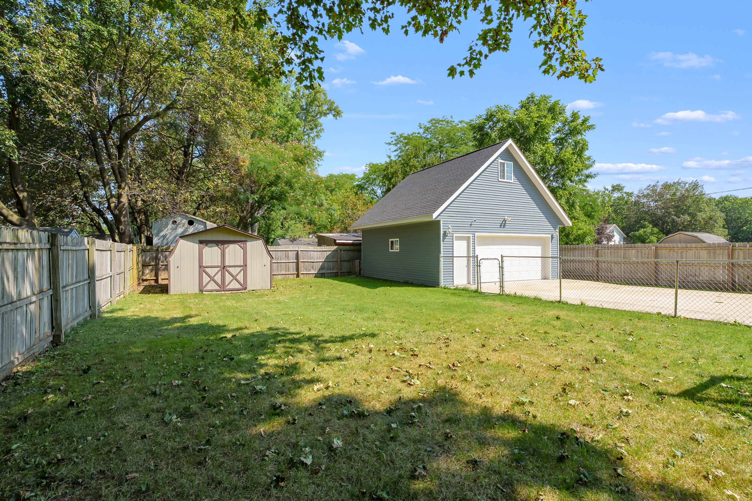 2227 E Cork Street Kalamazoo MI 49001
