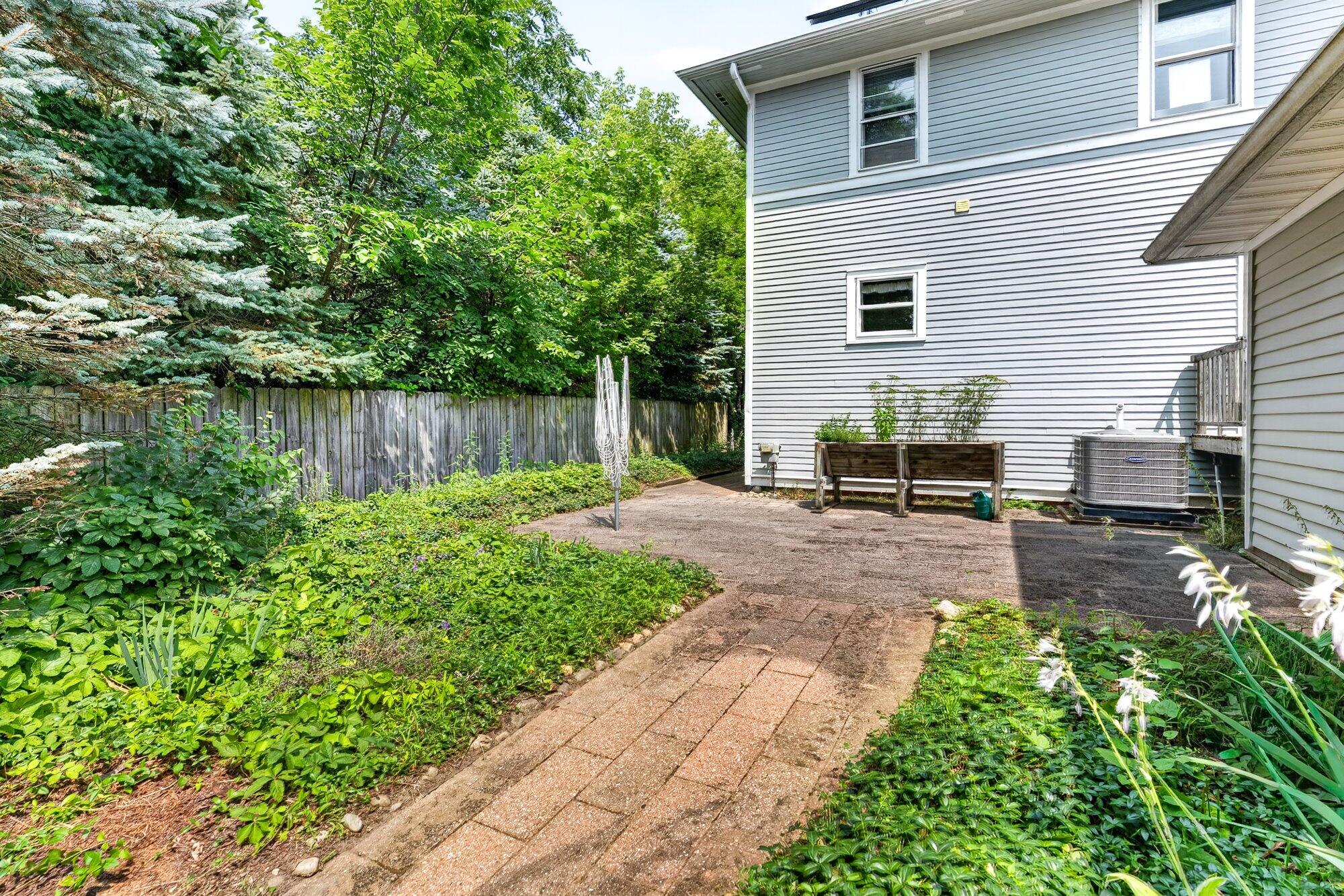 1621 Prairie Place Kalamazoo MI 49006