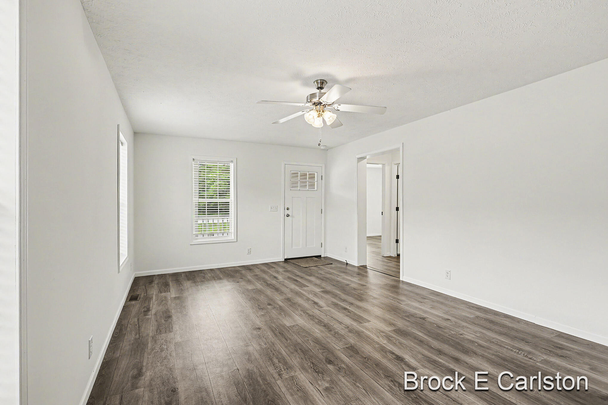 1283 E Ellis Road Norton Shores MI 49441