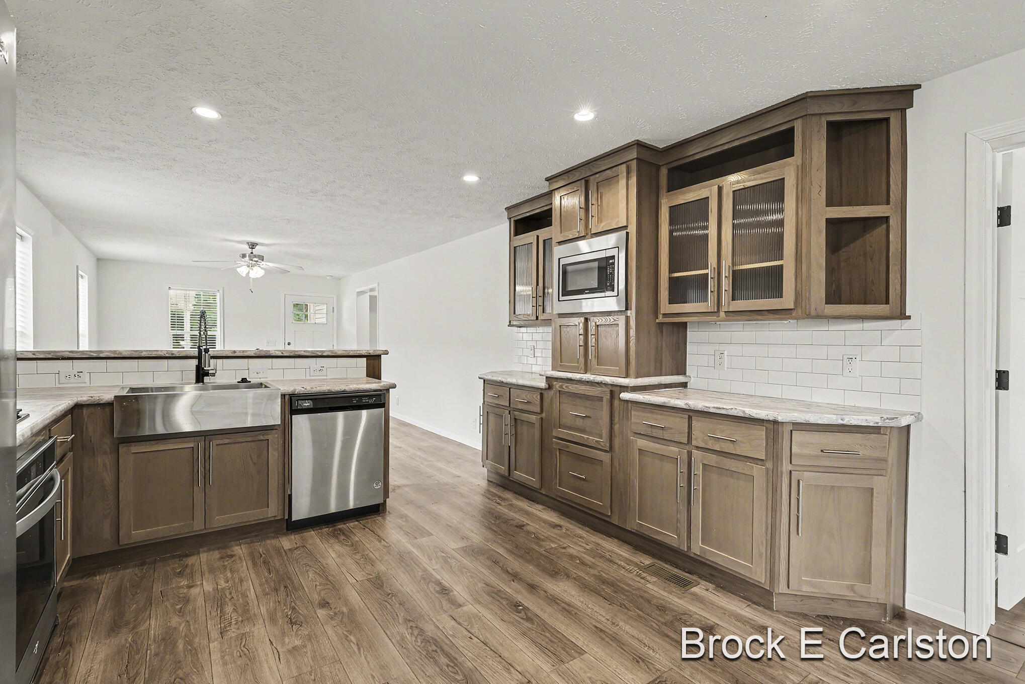 1283 E Ellis Road Norton Shores MI 49441