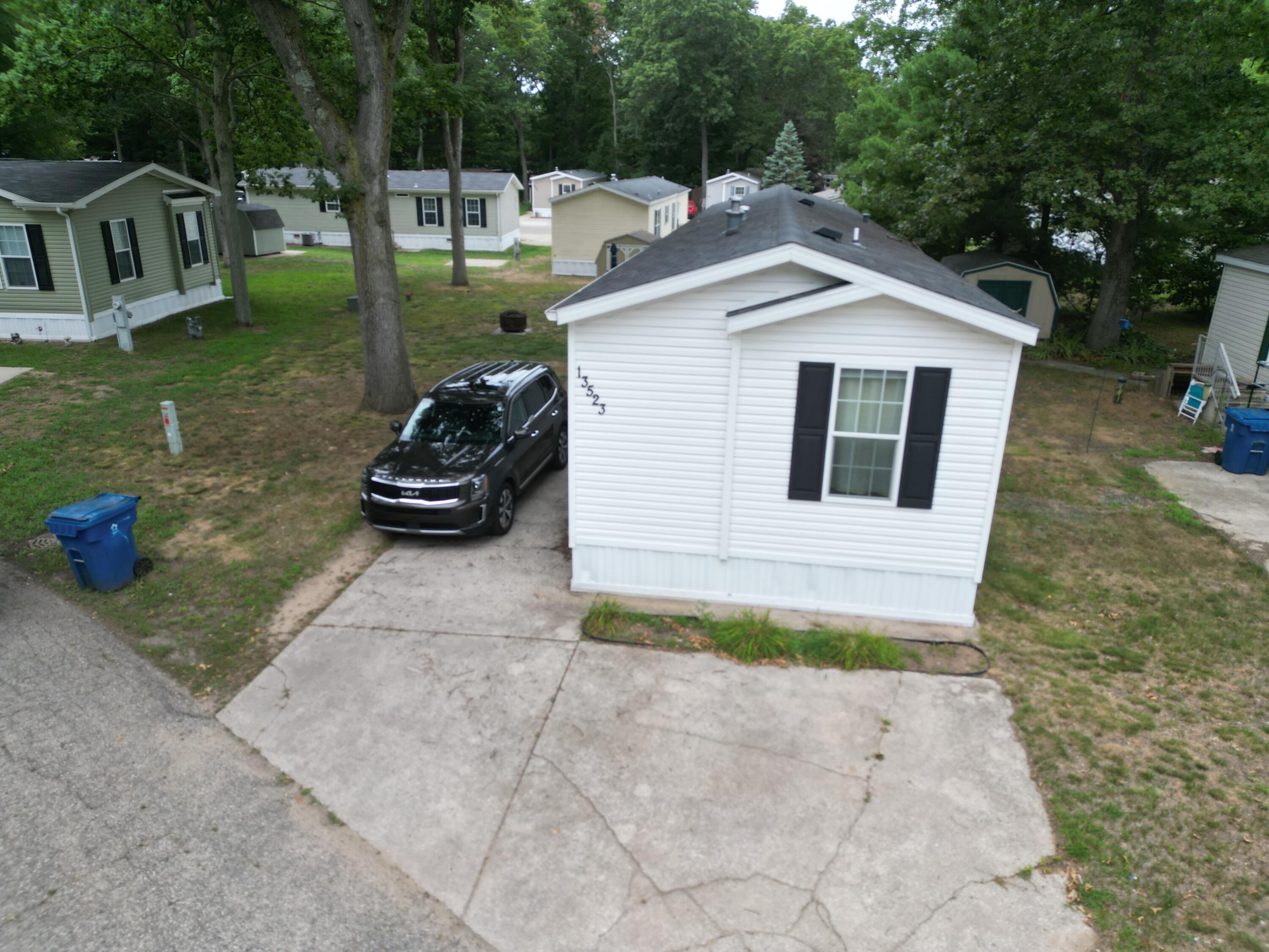 13523 Oaktree Court Grand Haven MI 49417