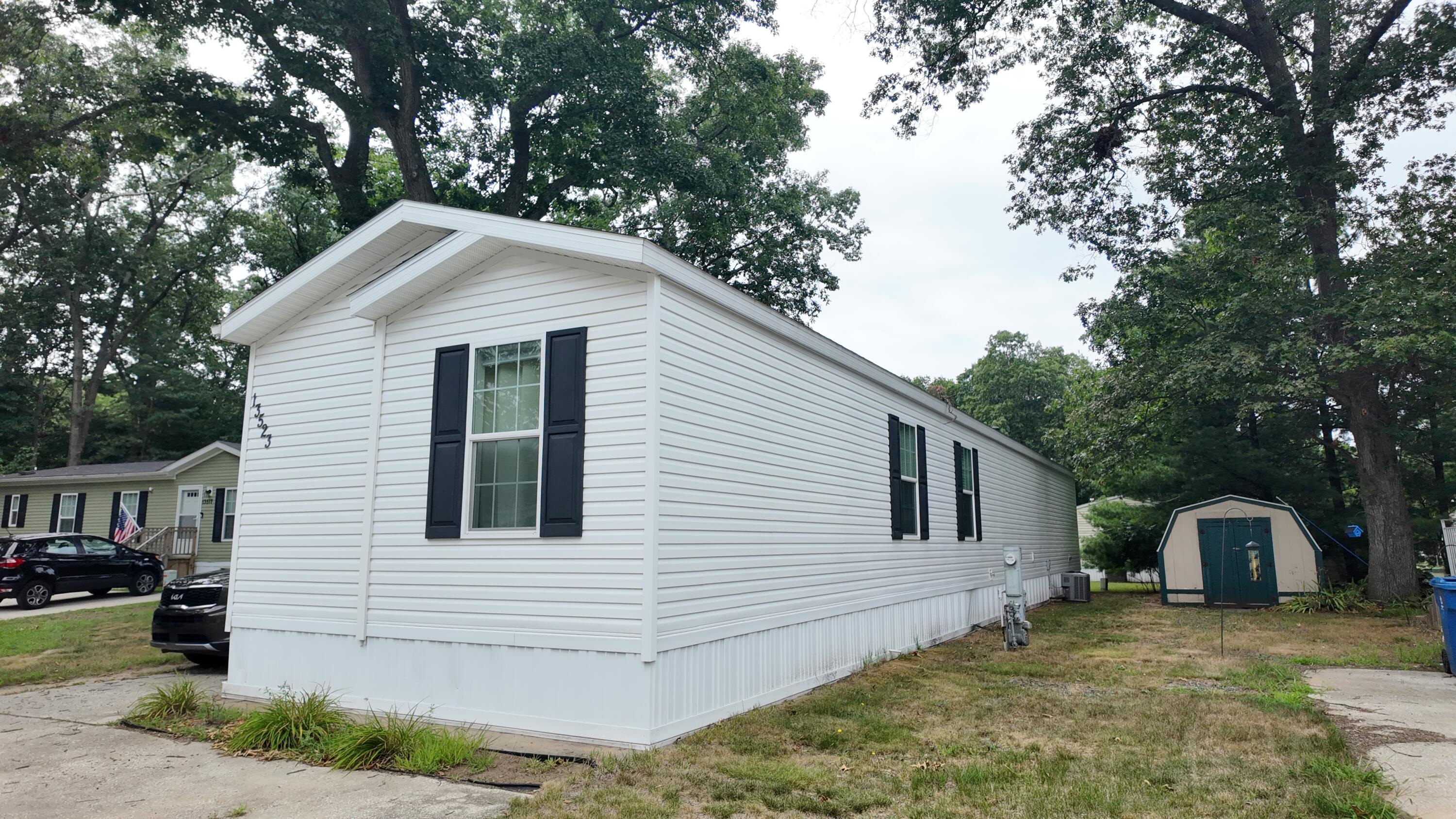 13523 Oaktree Court Grand Haven MI 49417