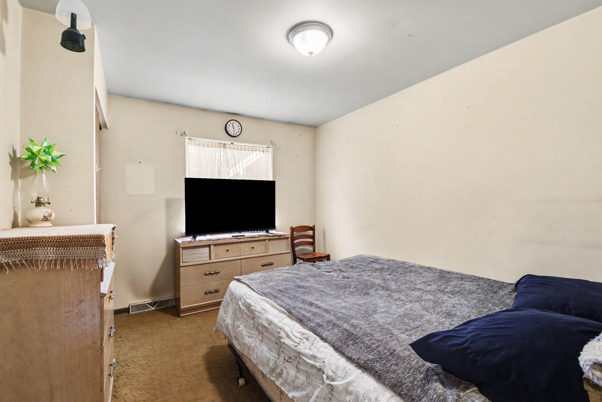 893 Maplehill Avenue SE Ada MI 49301
