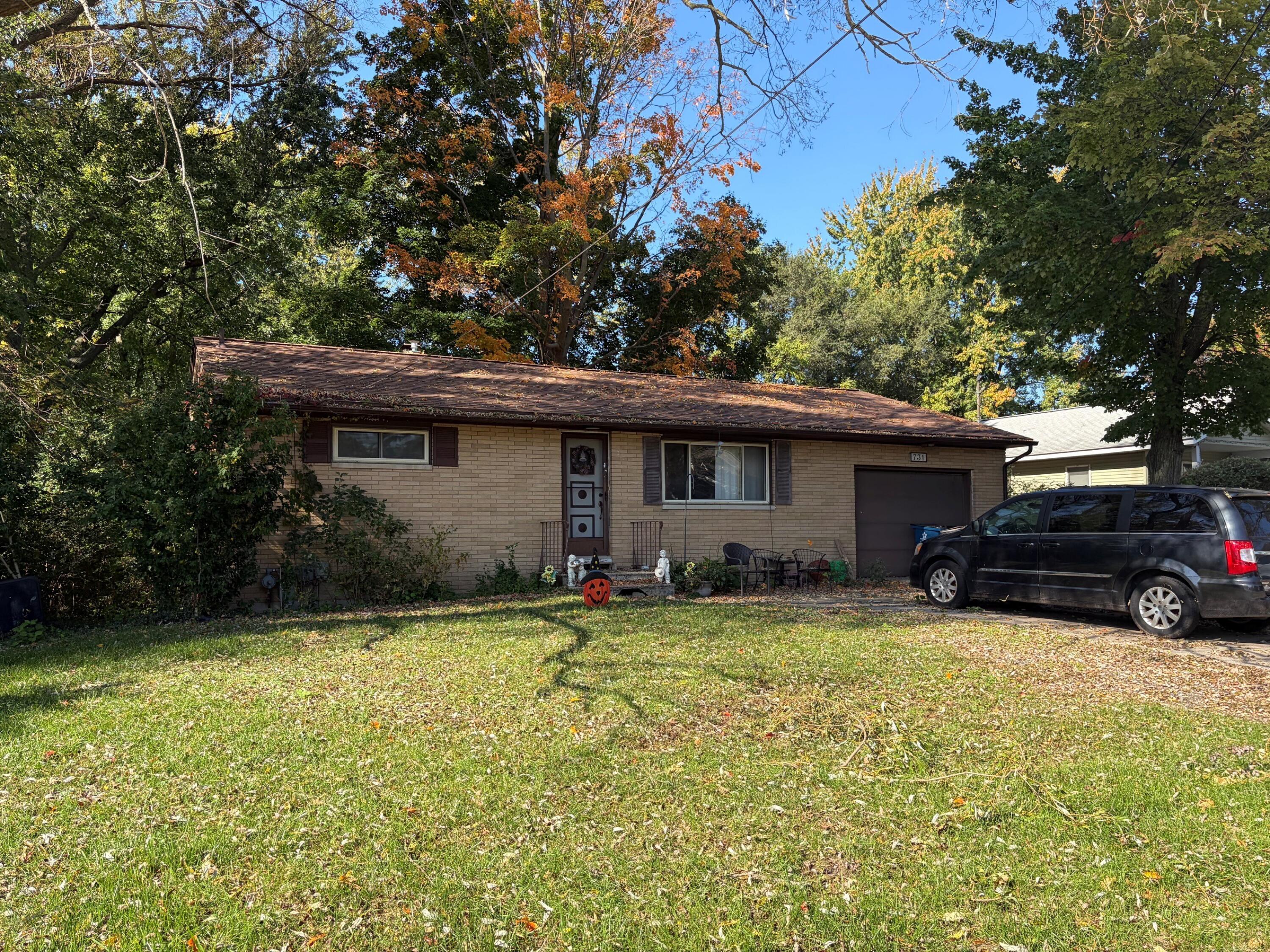 731 S Beechtree Street Grand Haven MI 49417