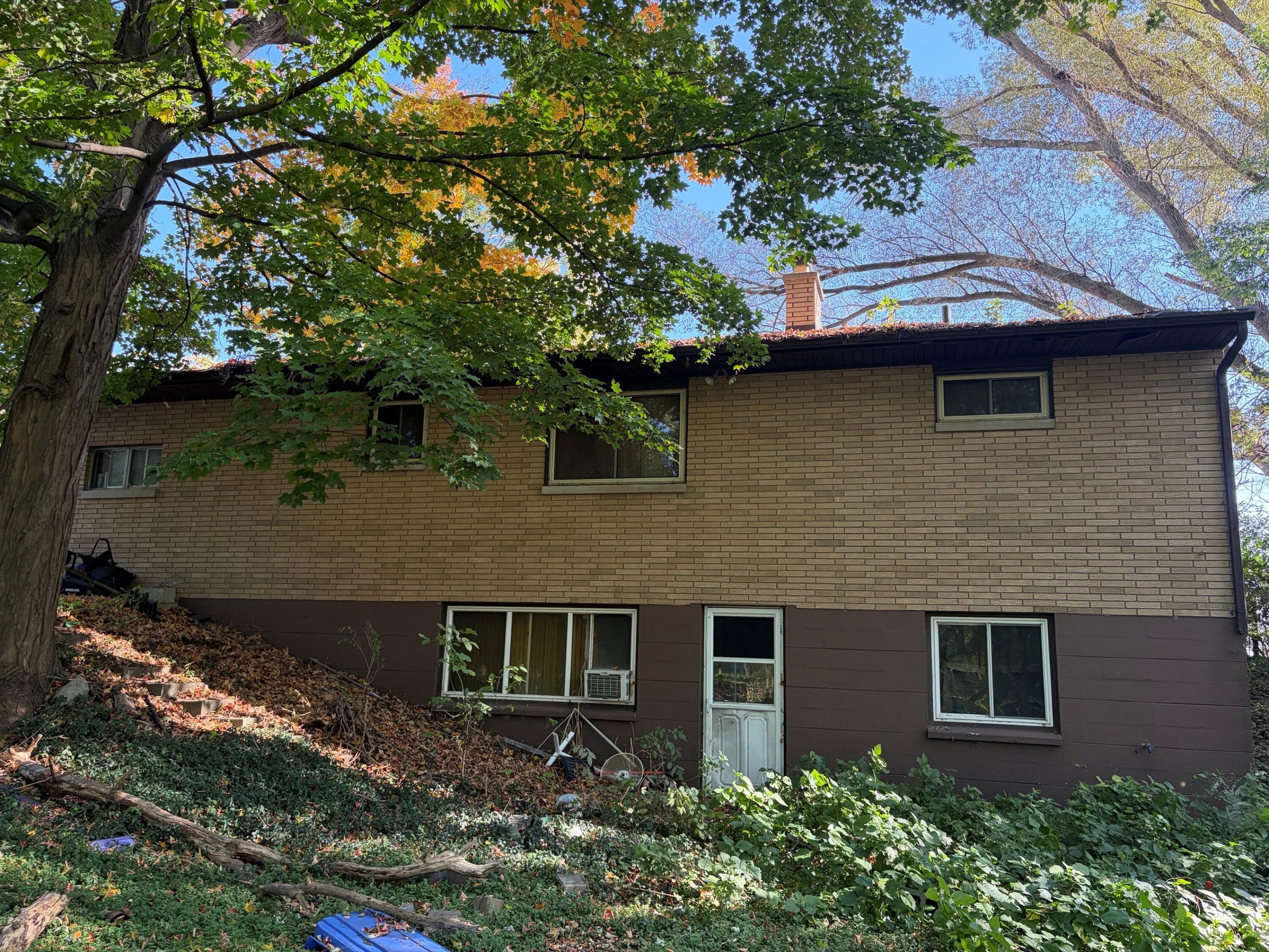 731 S Beechtree Street Grand Haven MI 49417