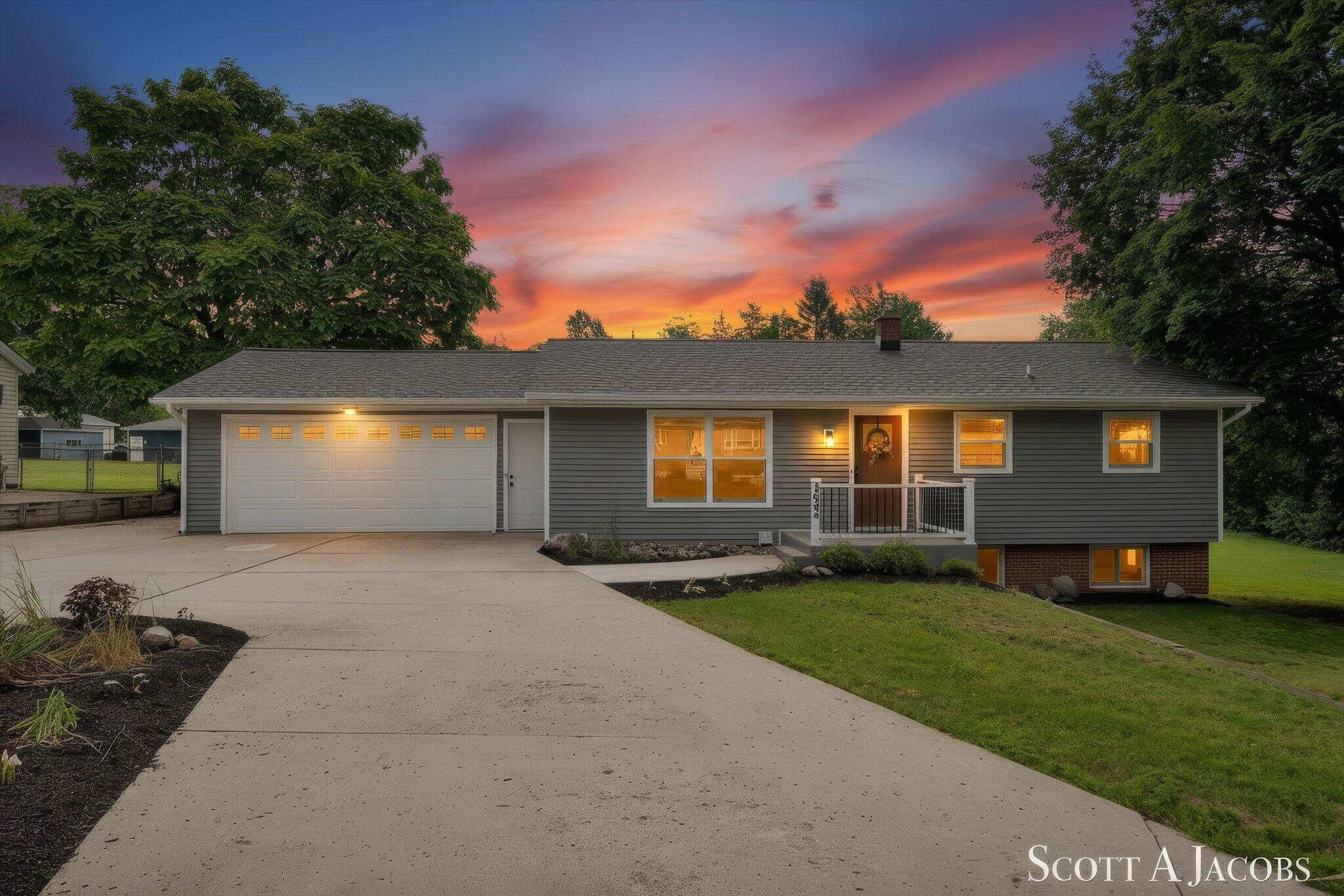 3644 Ivy Drive NE Grand Rapids MI 49525