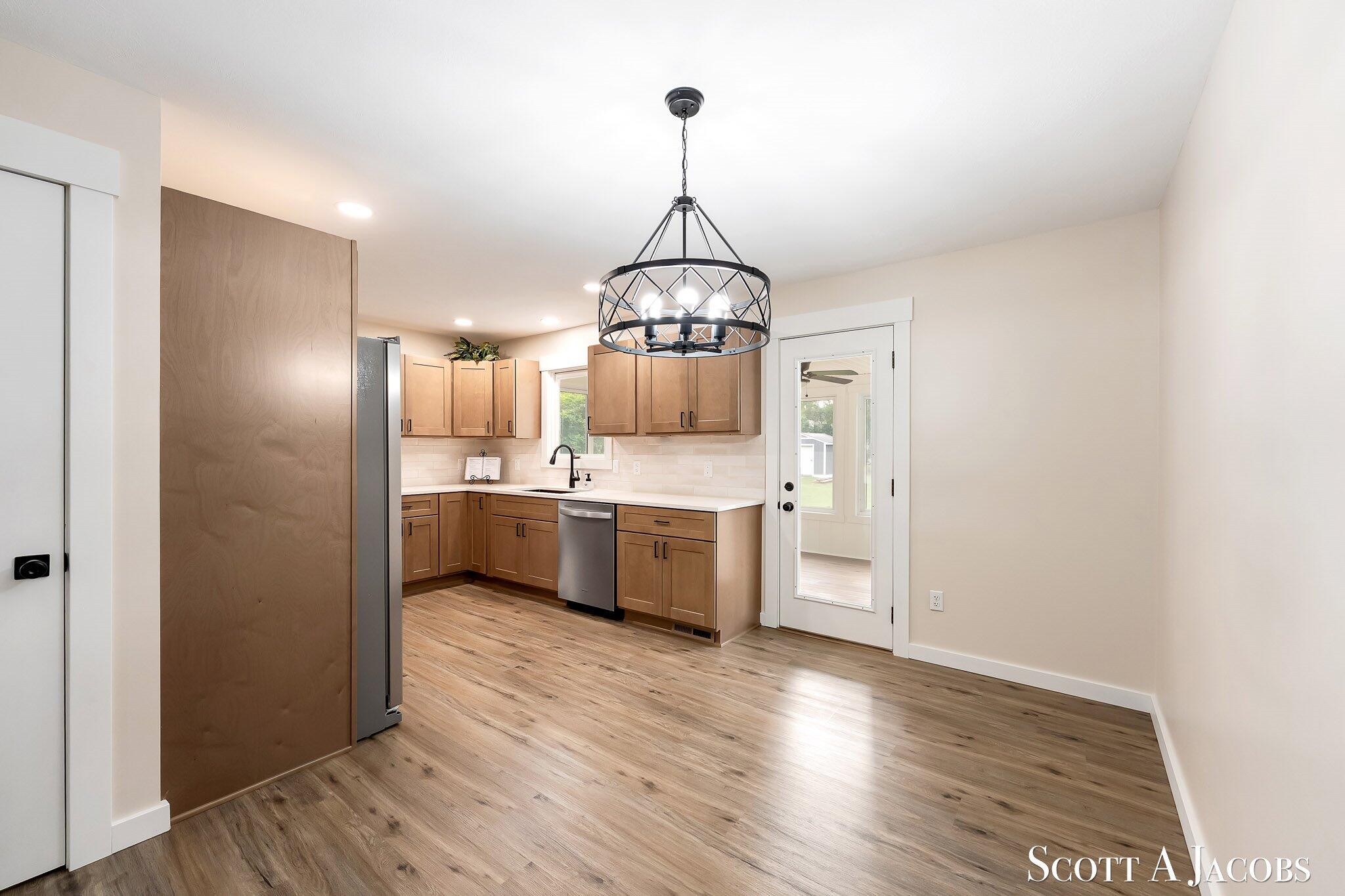 3644 Ivy Drive NE Grand Rapids MI 49525