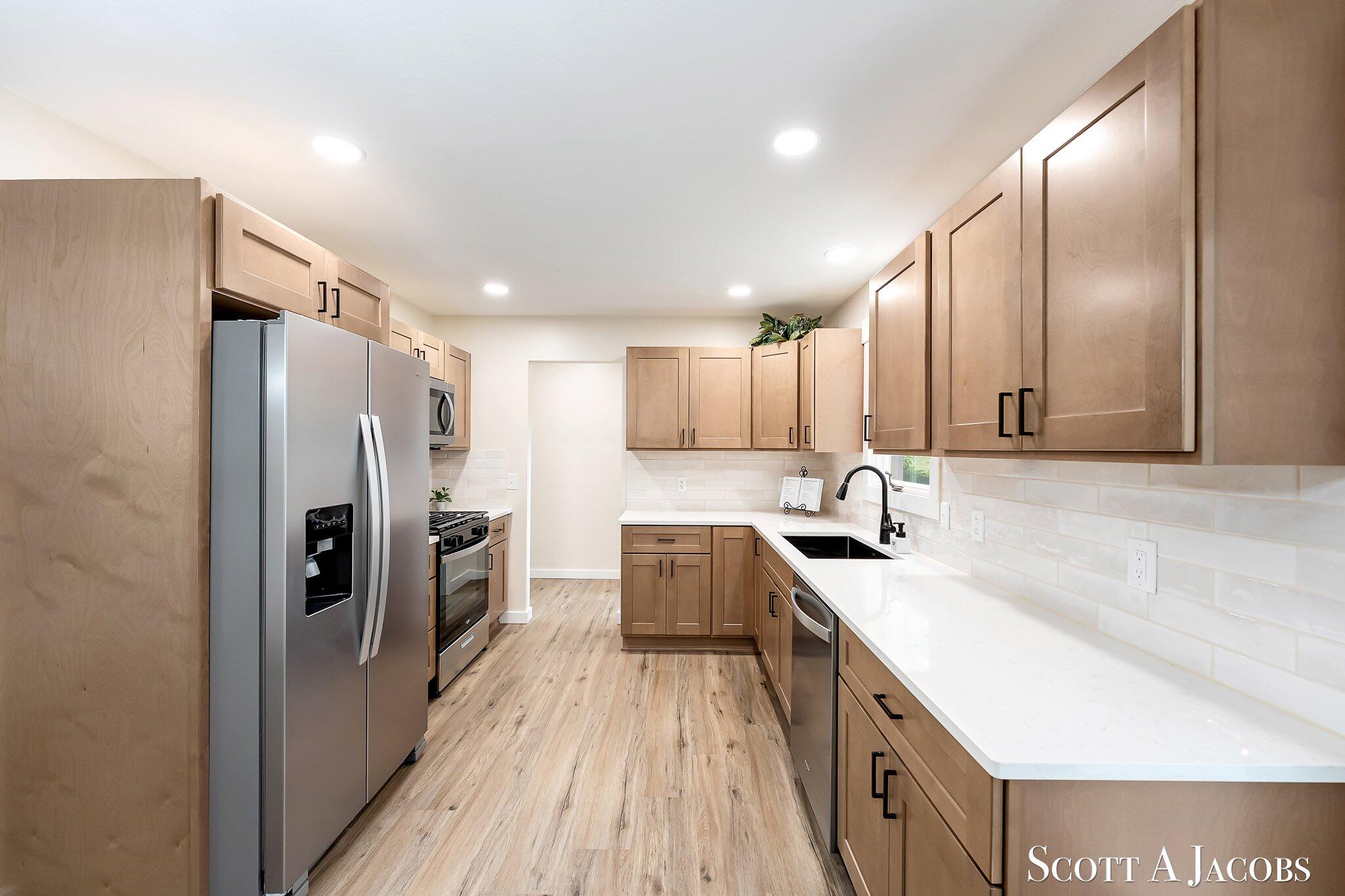 3644 Ivy Drive NE Grand Rapids MI 49525