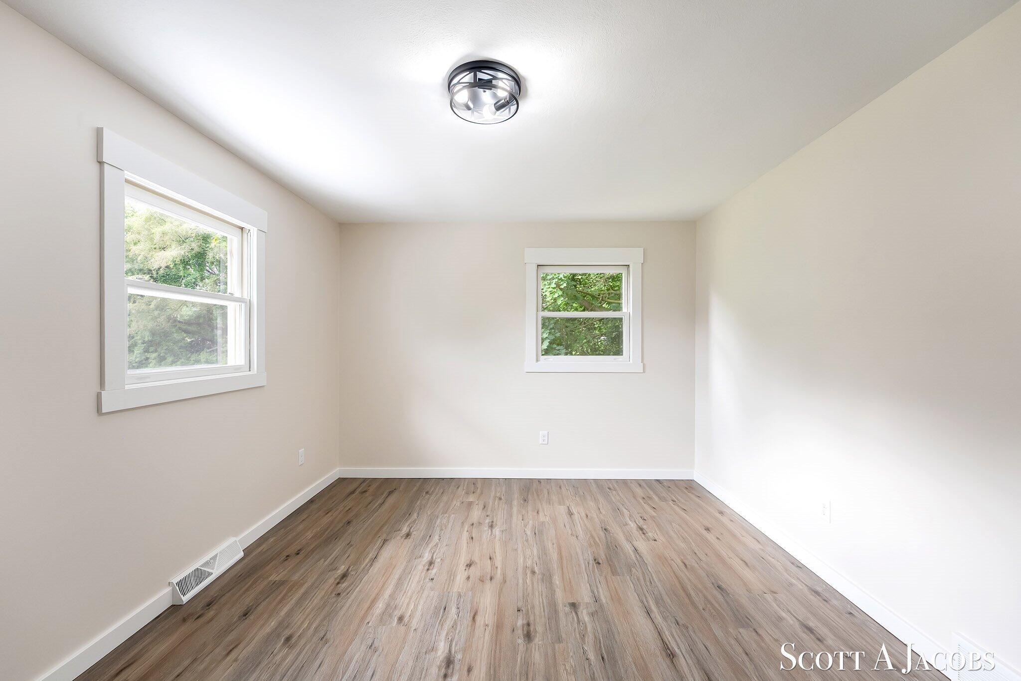 3644 Ivy Drive NE Grand Rapids MI 49525