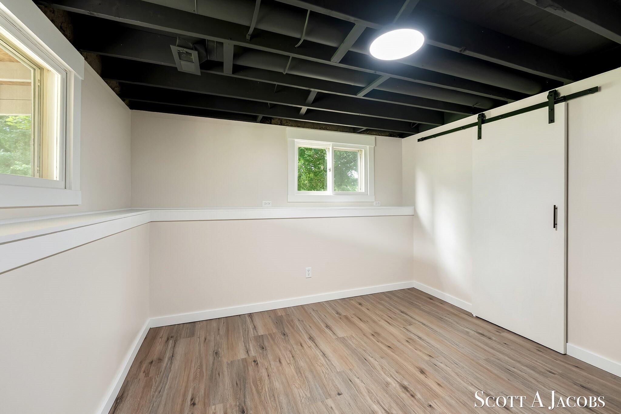 3644 Ivy Drive NE Grand Rapids MI 49525