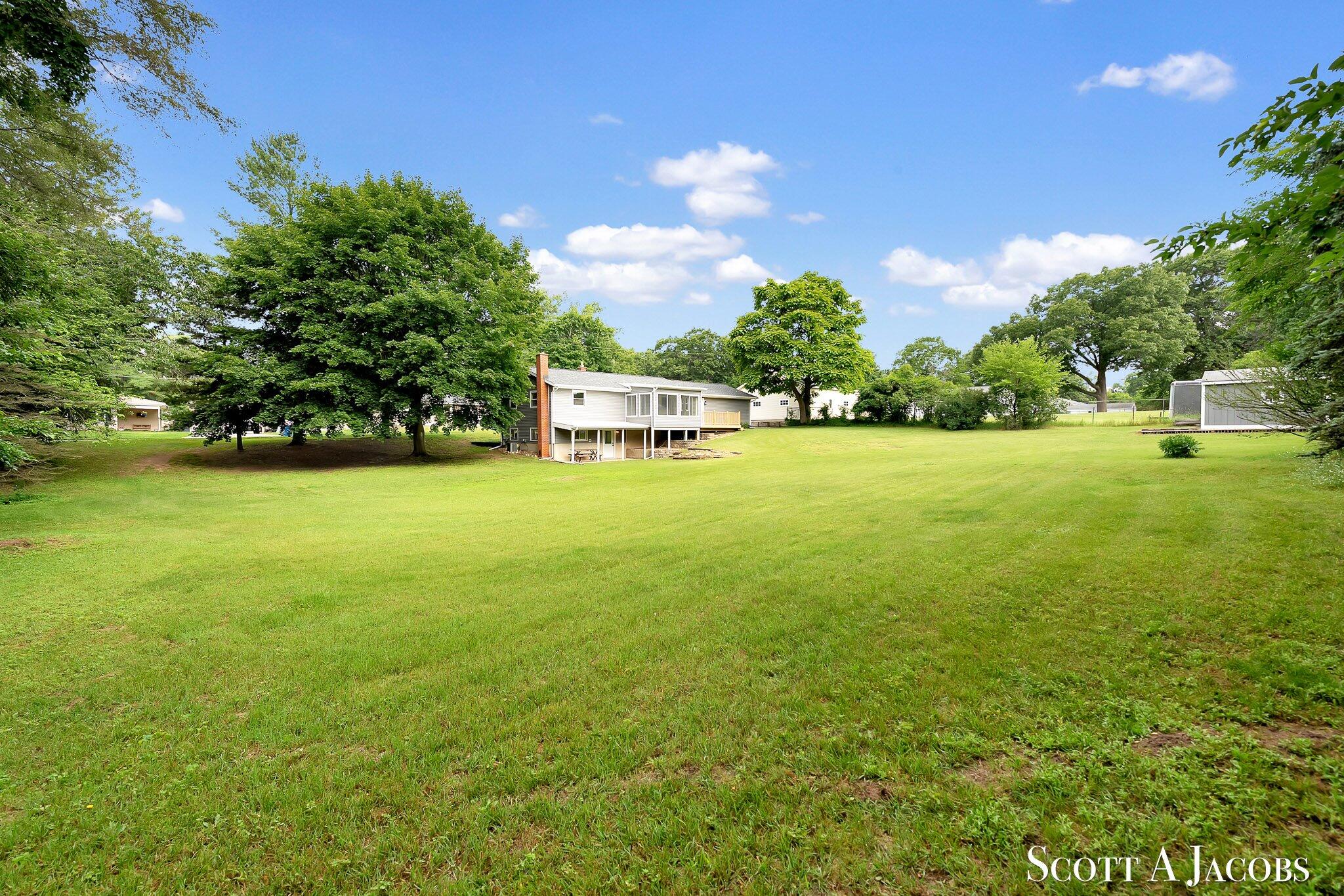 3644 Ivy Drive NE Grand Rapids MI 49525