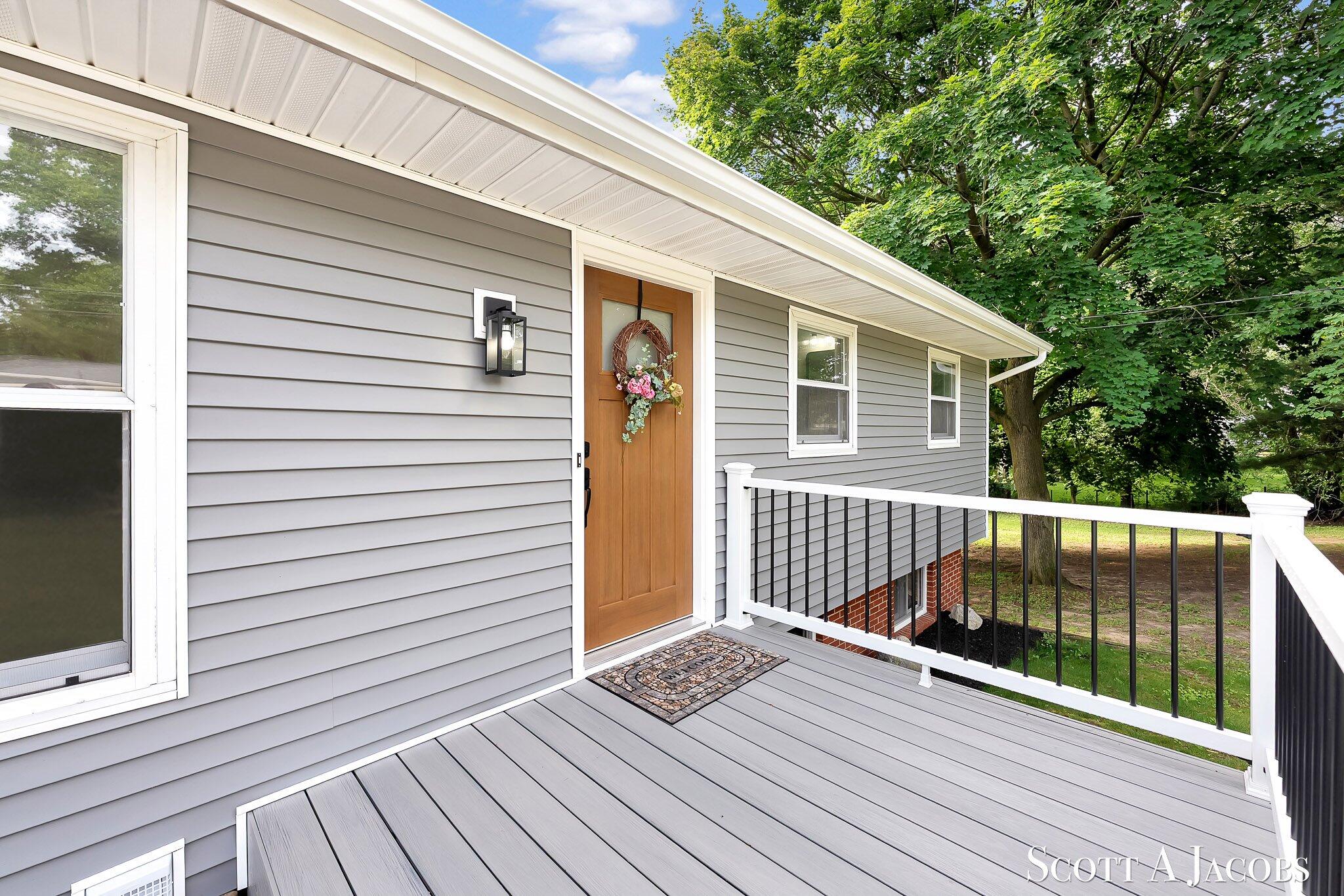 3644 Ivy Drive NE Grand Rapids MI 49525
