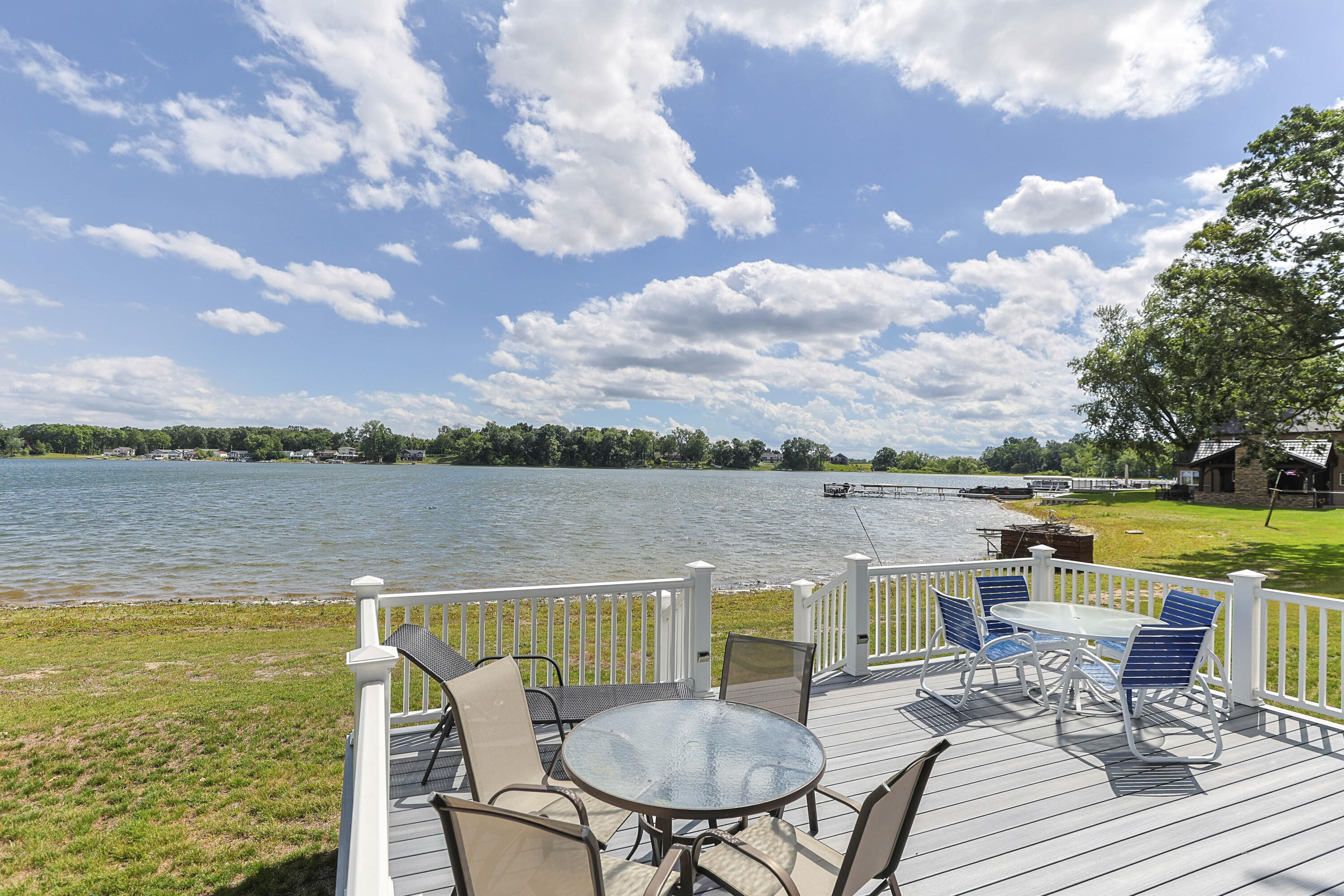 27061 Curtis Drive Edwardsburg MI 49112