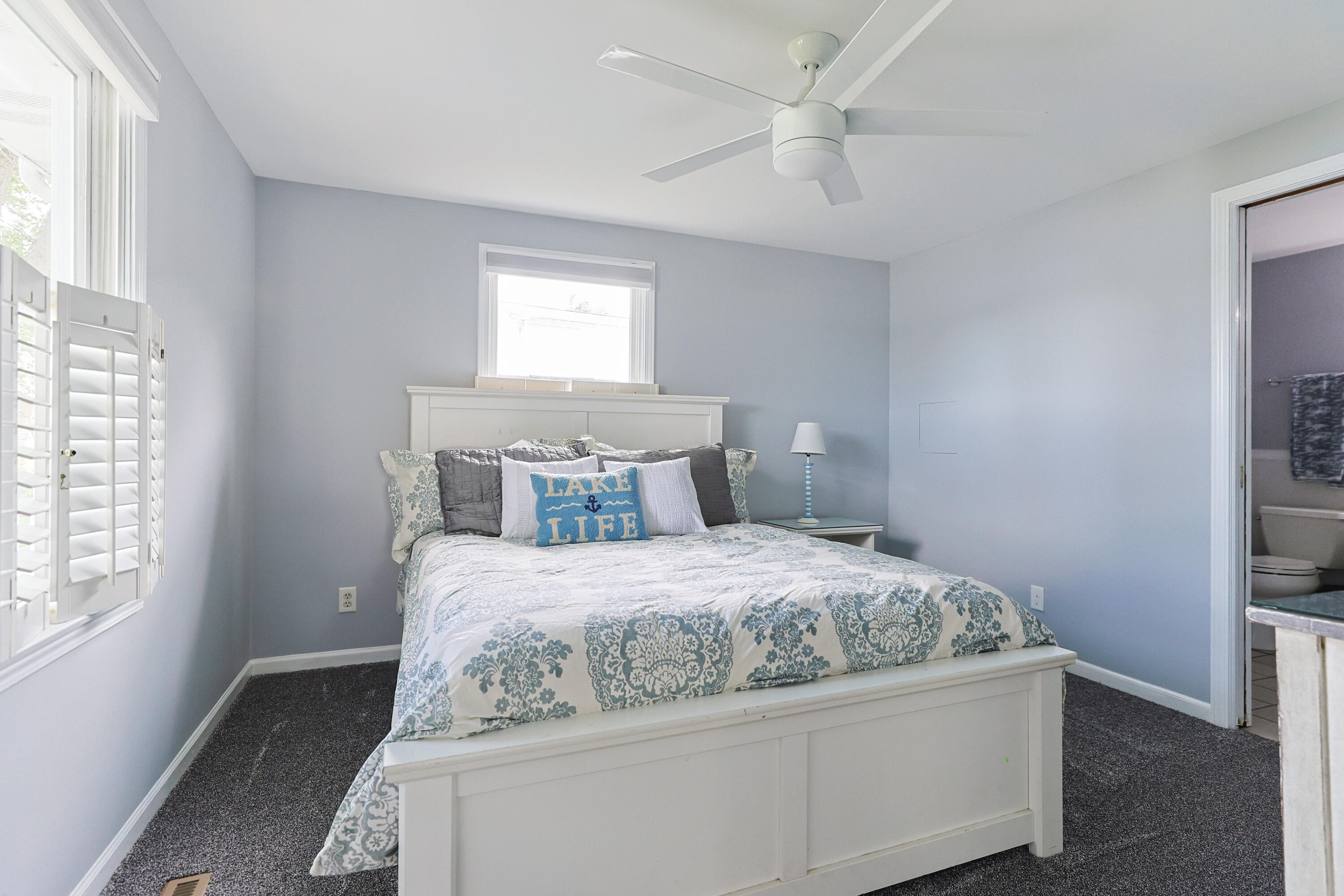 27061 Curtis Drive Edwardsburg MI 49112