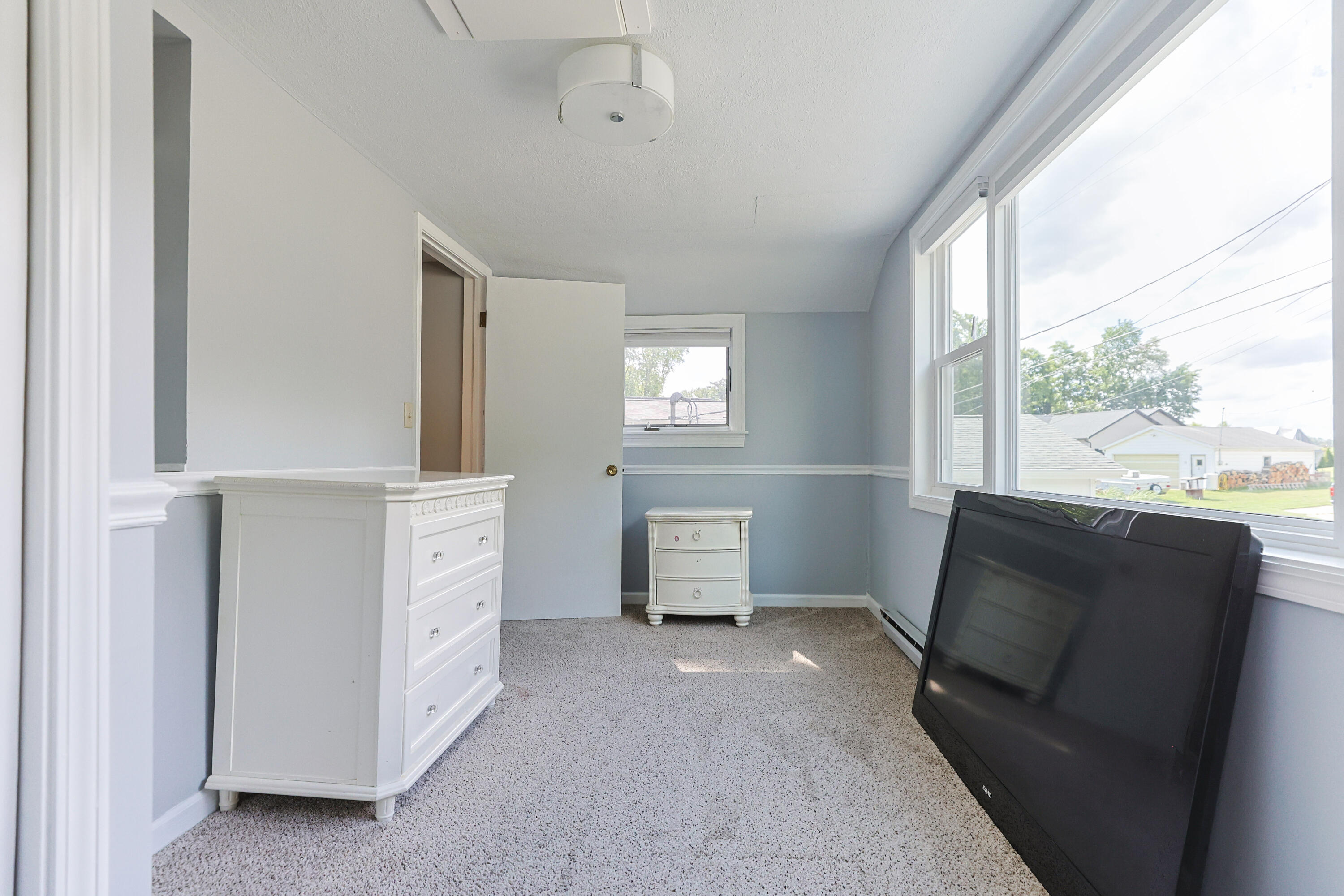 27061 Curtis Drive Edwardsburg MI 49112
