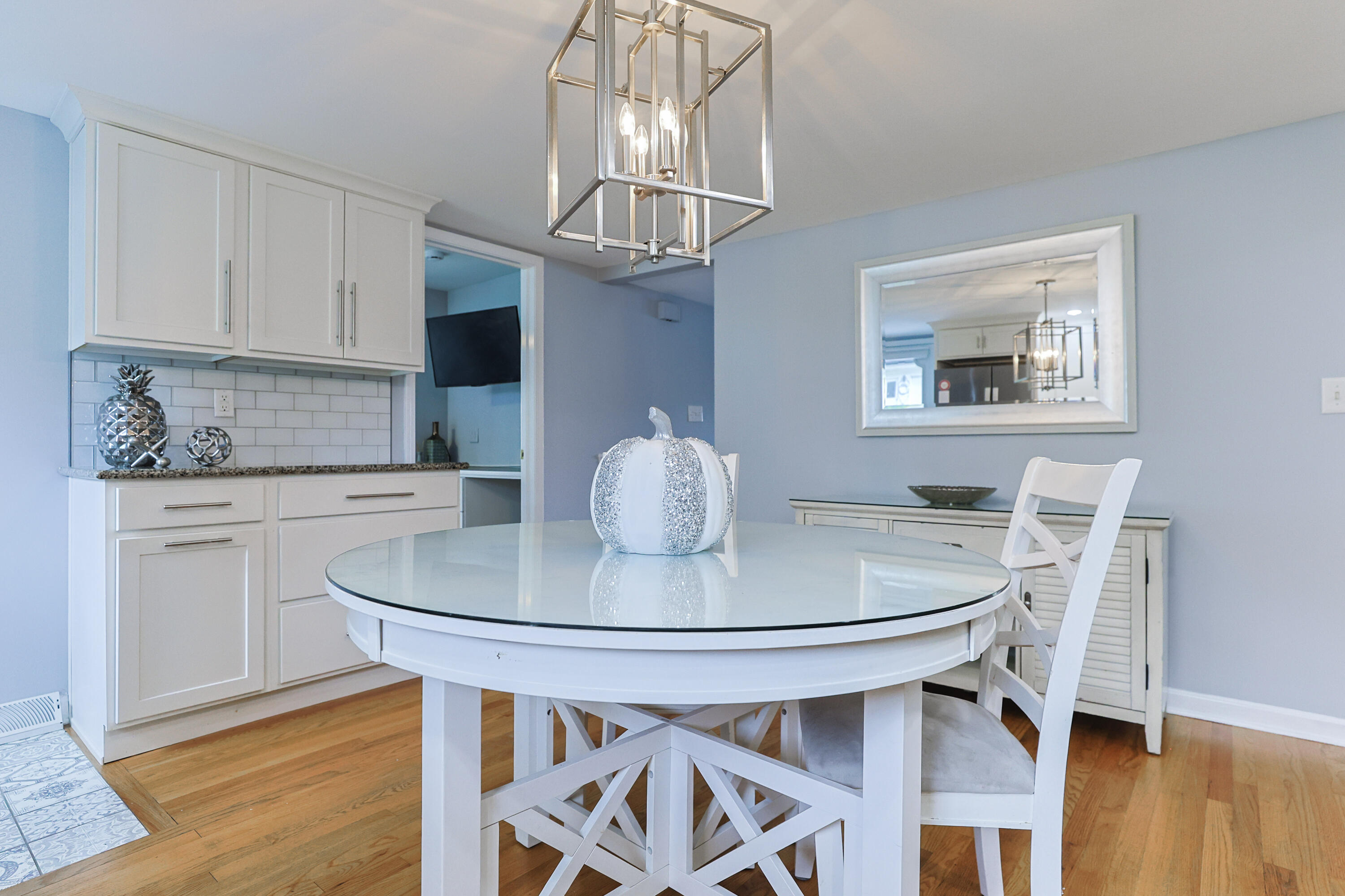27061 Curtis Drive Edwardsburg MI 49112