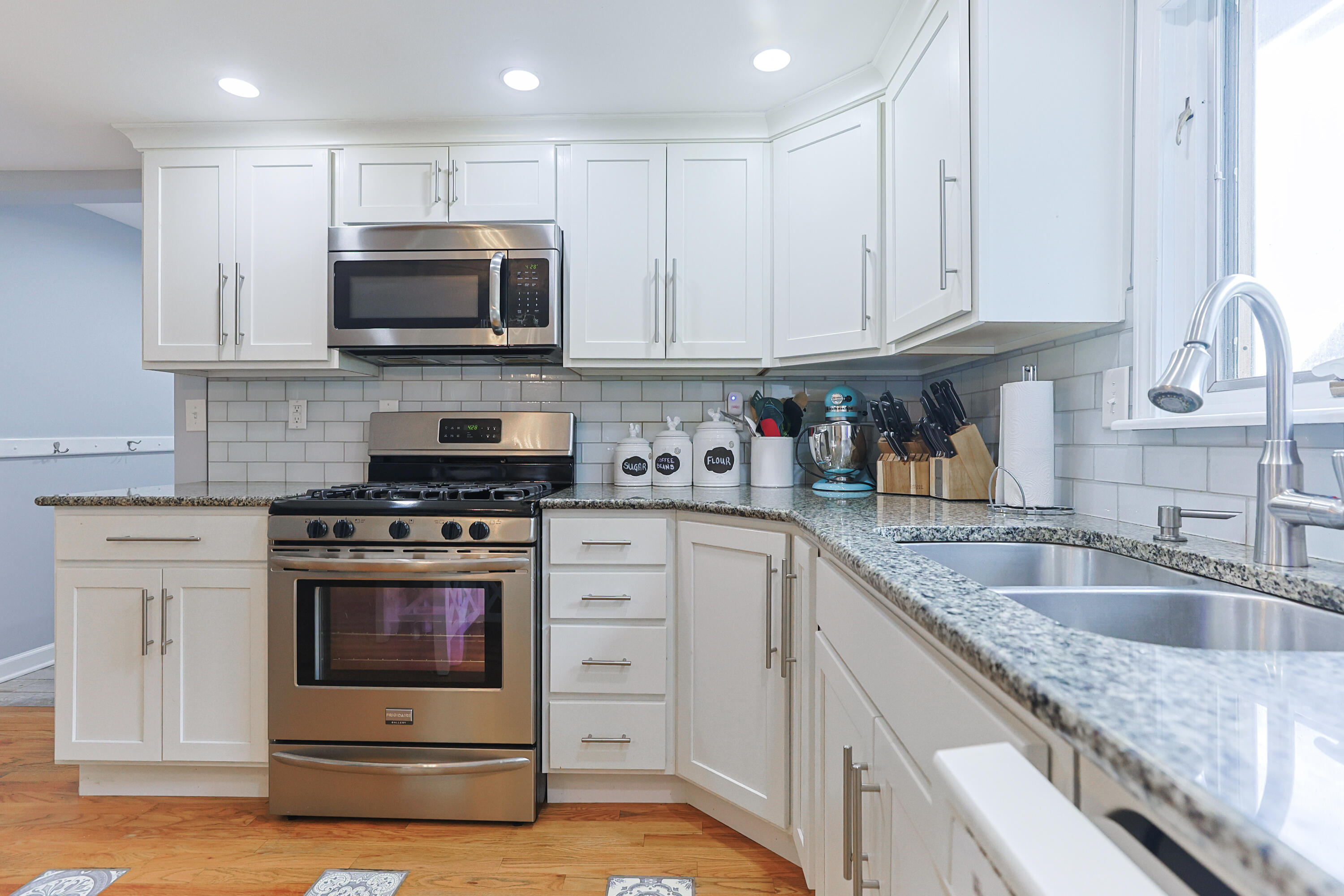 27061 Curtis Drive Edwardsburg MI 49112
