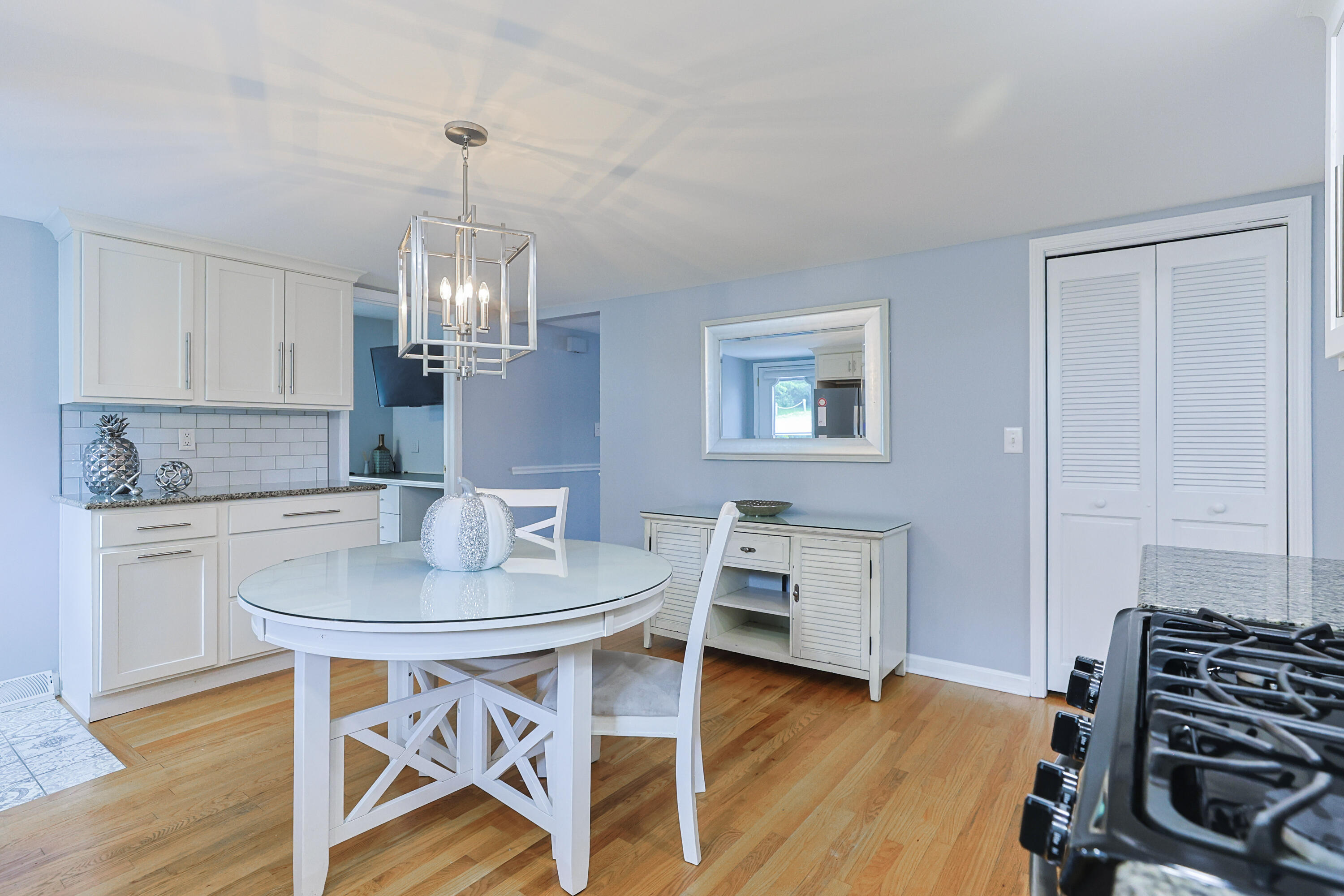 27061 Curtis Drive Edwardsburg MI 49112