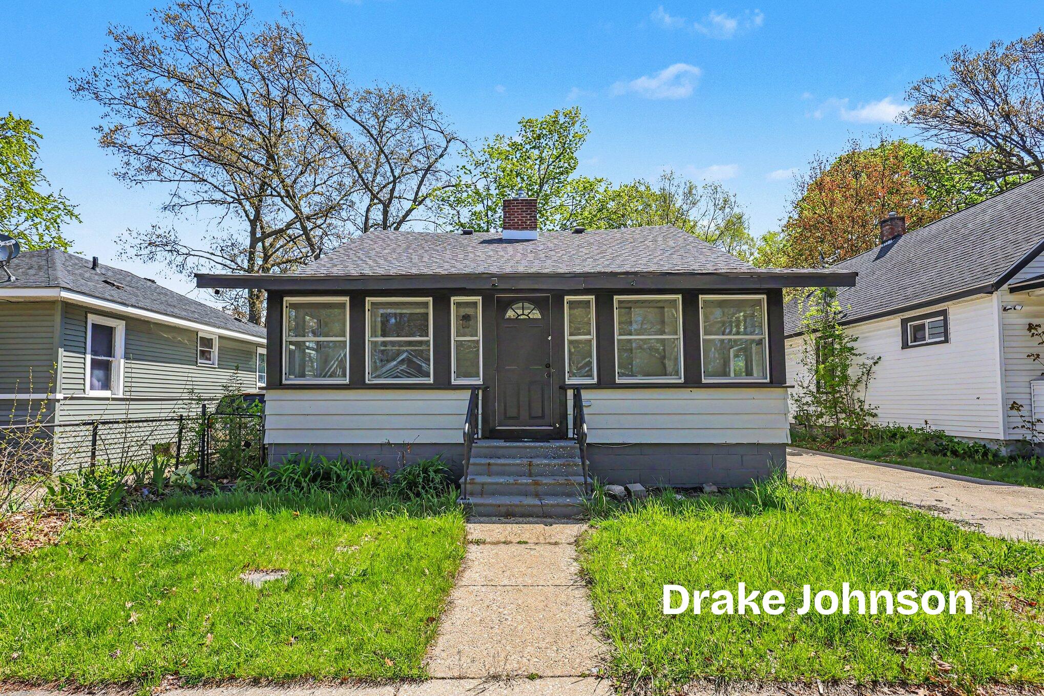 1626 Dyson Street Muskegon MI 49442