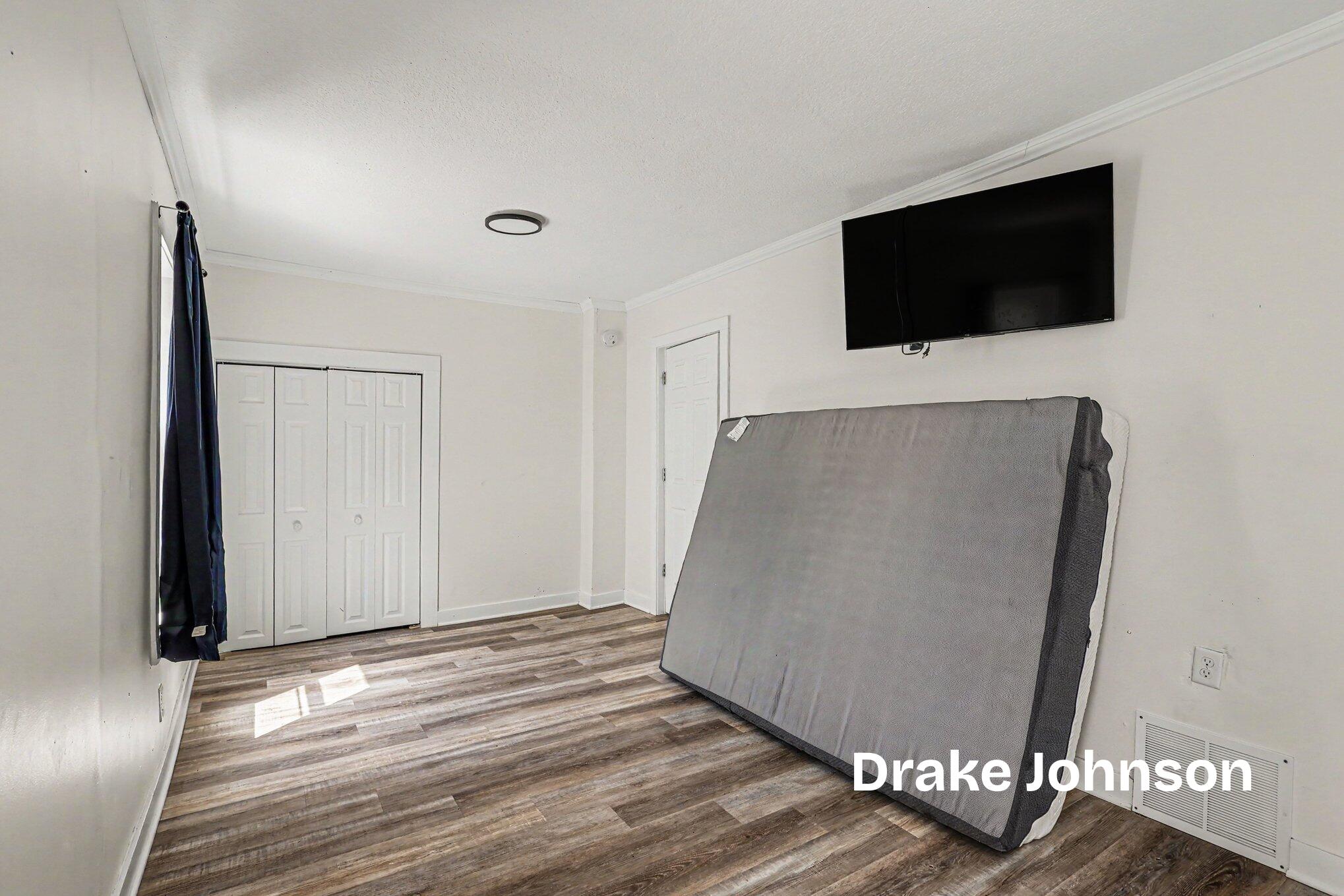 1626 Dyson Street Muskegon MI 49442