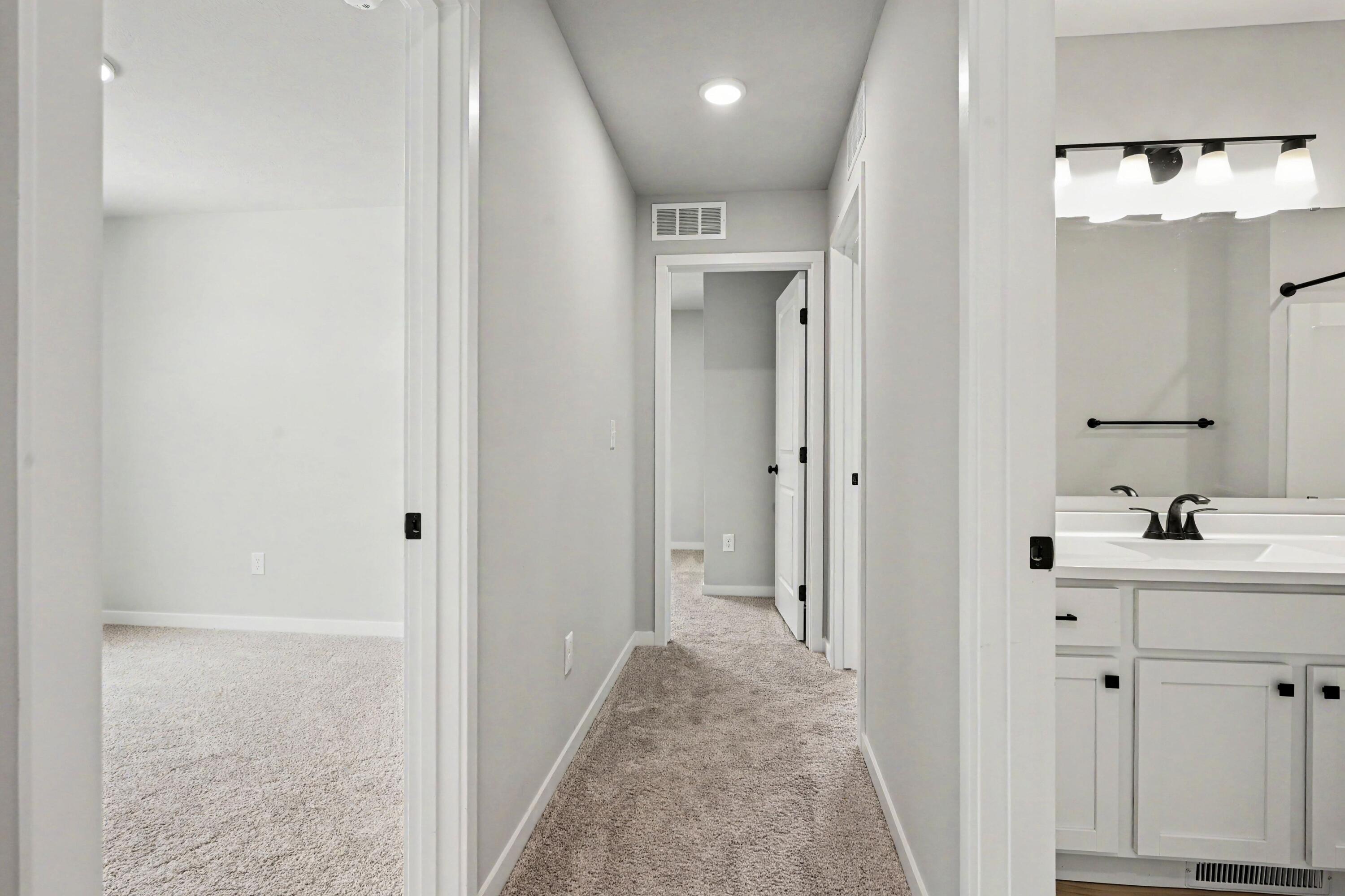 71434 Ilean Road Edwardsburg MI 49112
