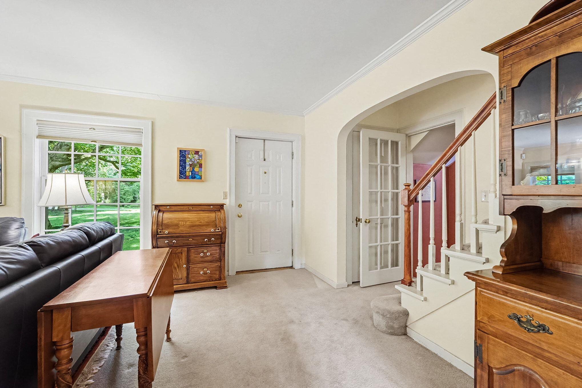 1110 Oakleigh Avenue NW Grand Rapids MI 49504