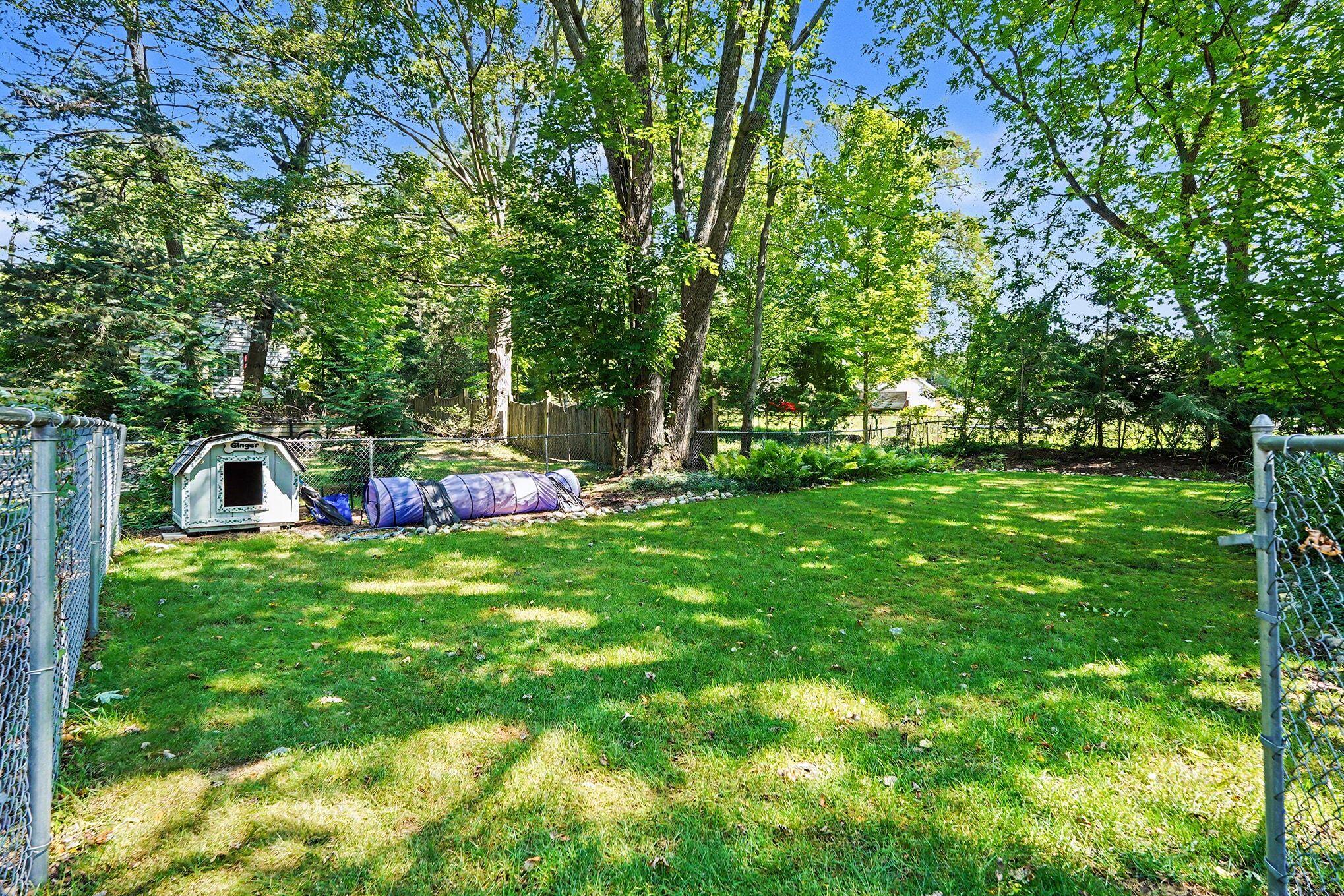 1110 Oakleigh Avenue NW Grand Rapids MI 49504