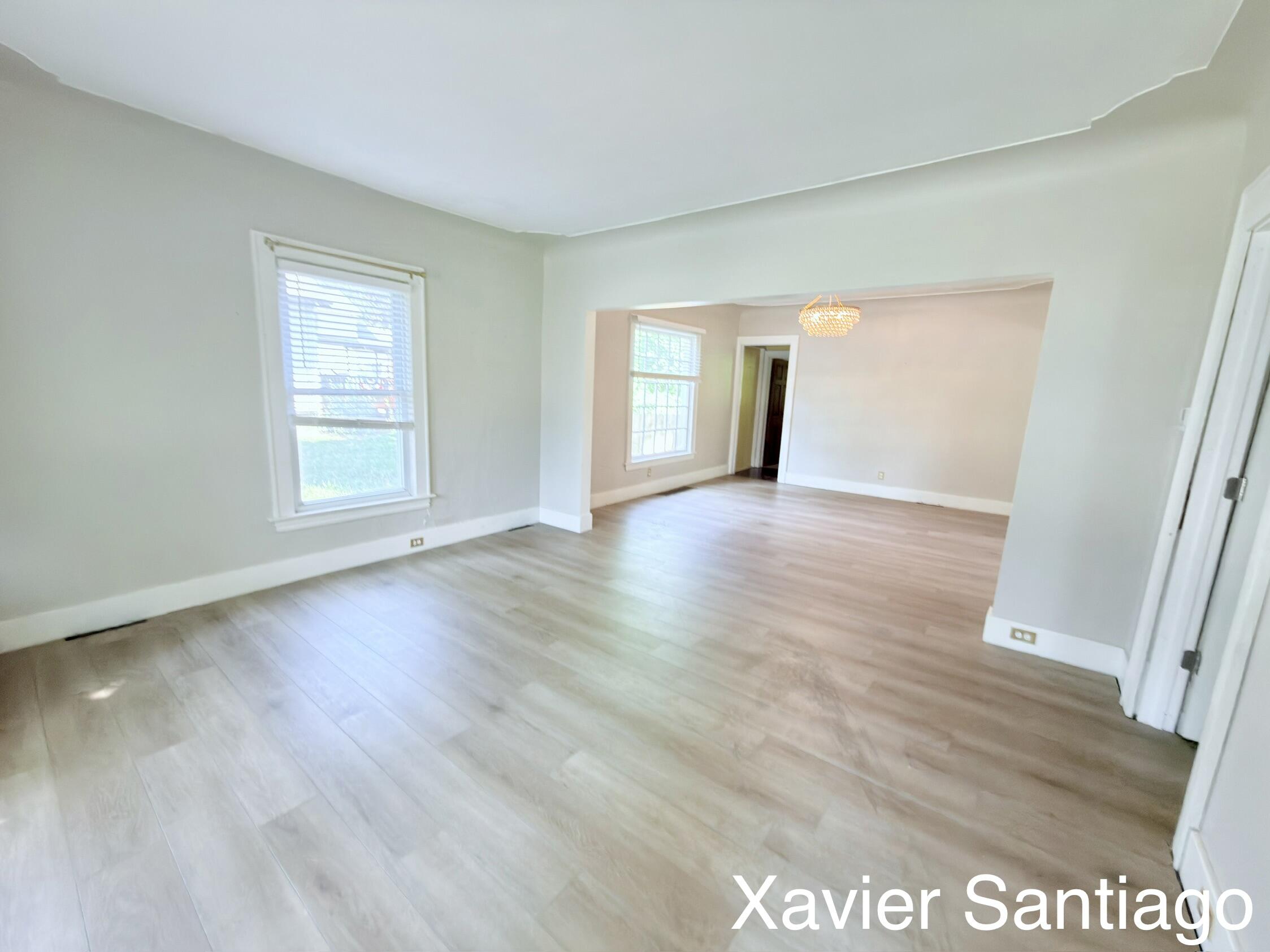 1128 Emerald Avenue NE Grand Rapids MI 49503