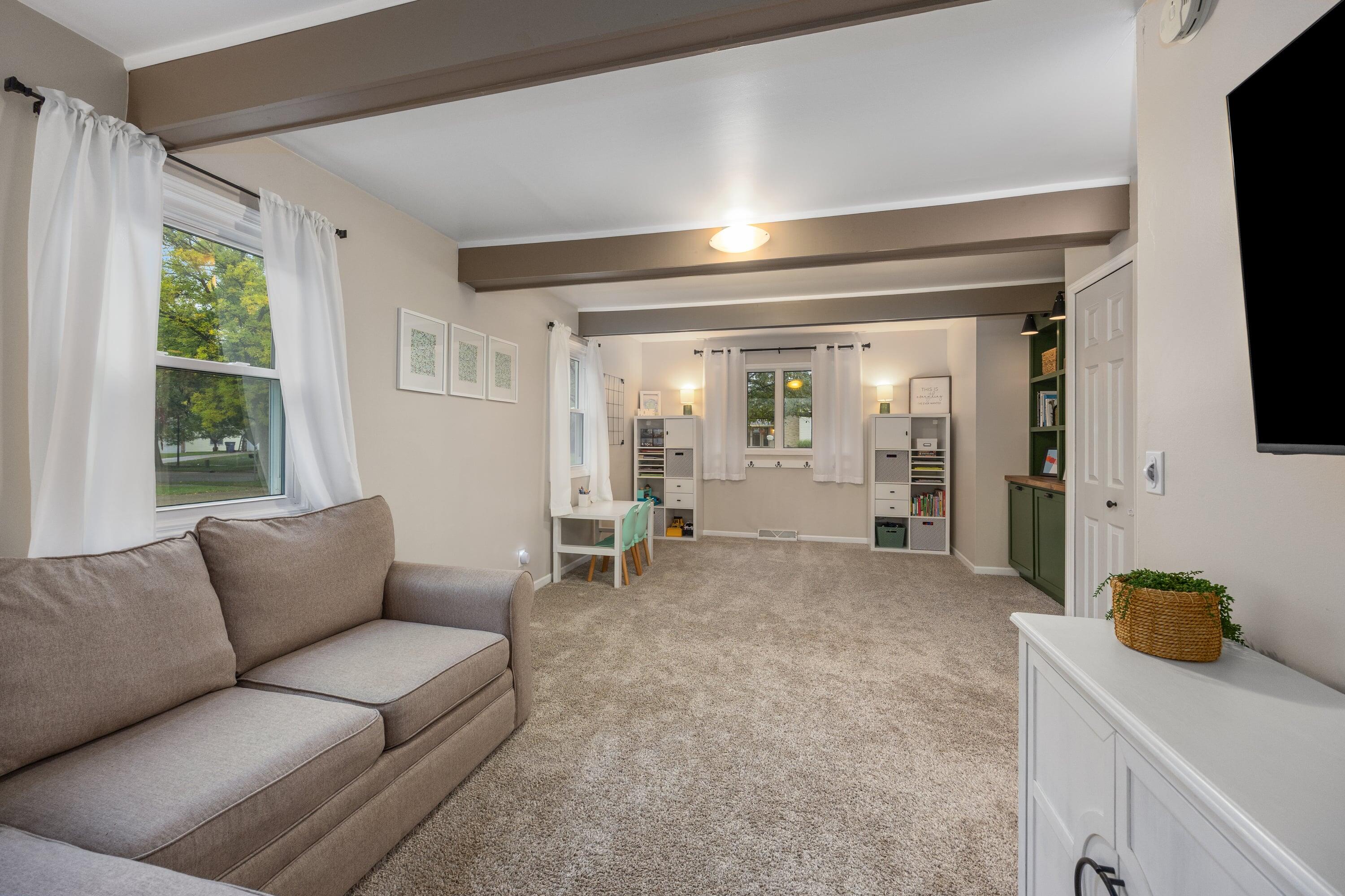 2531 Longmeadow Street NW Grand Rapids MI 49504