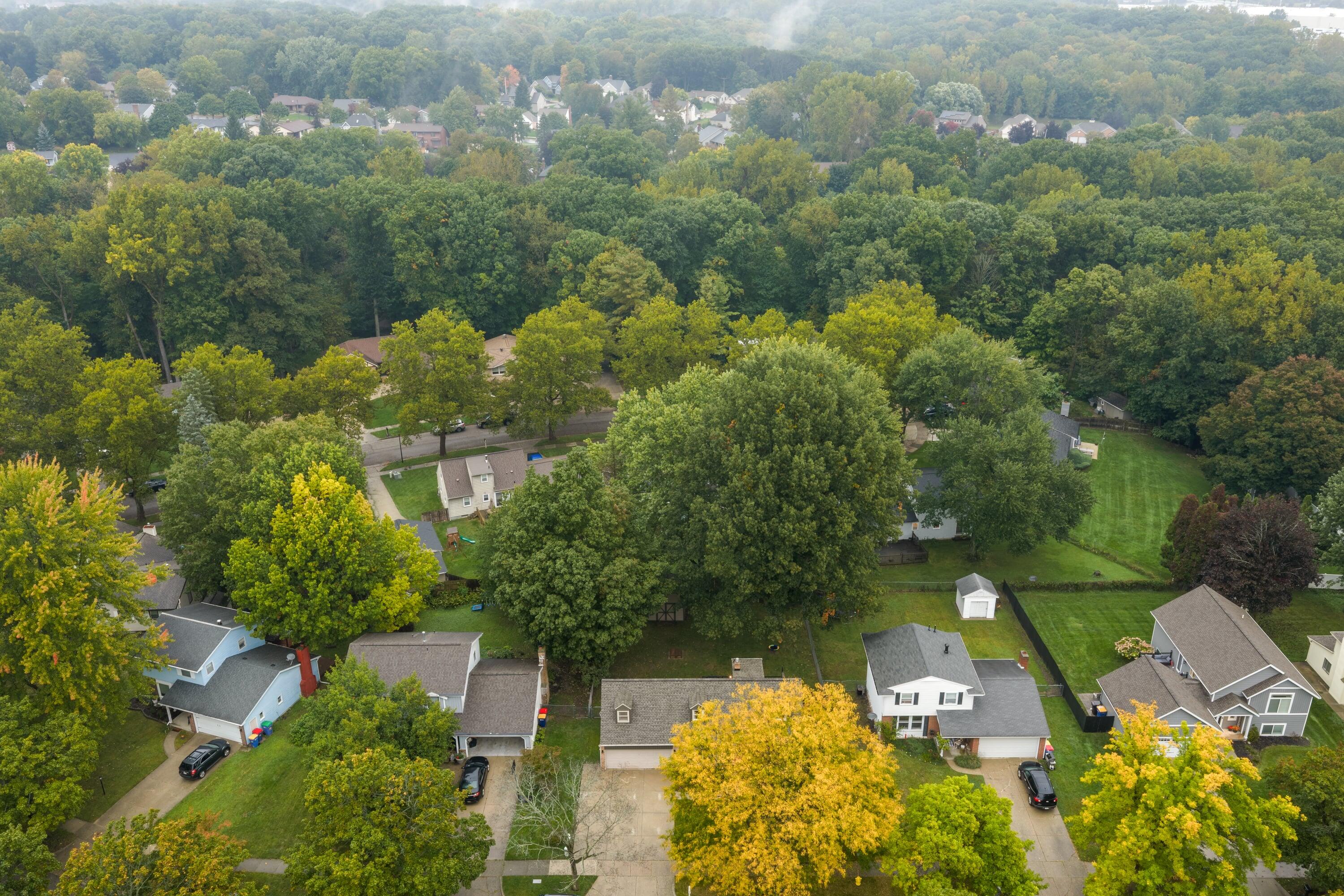 2531 Longmeadow Street NW Grand Rapids MI 49504