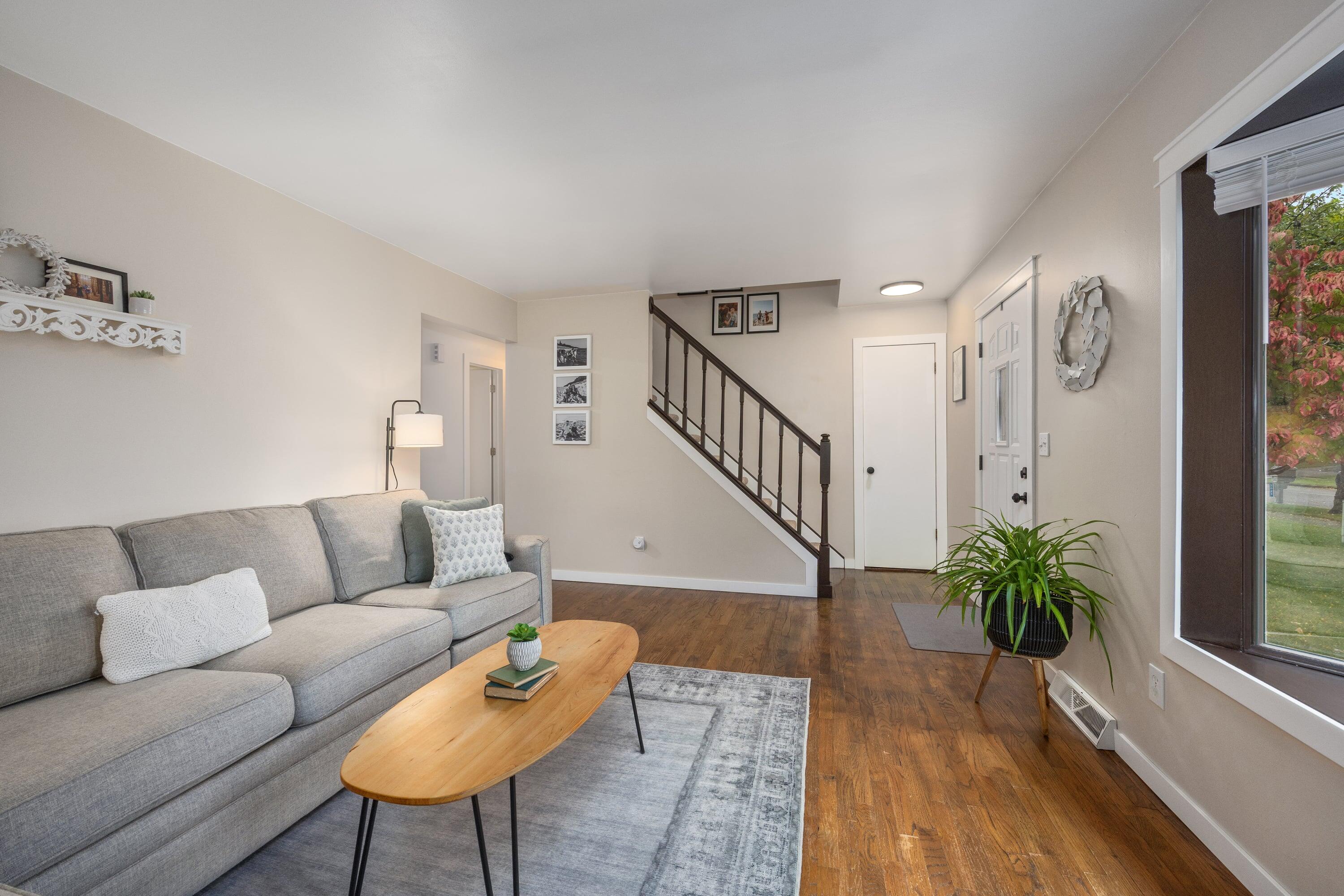 2531 Longmeadow Street NW Grand Rapids MI 49504