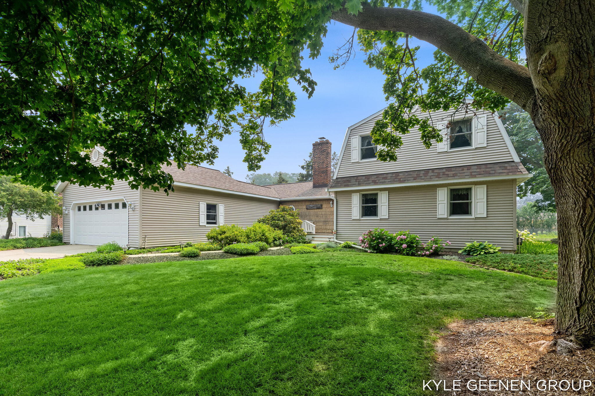 6392 Blue Jay Lane Holland MI 49423