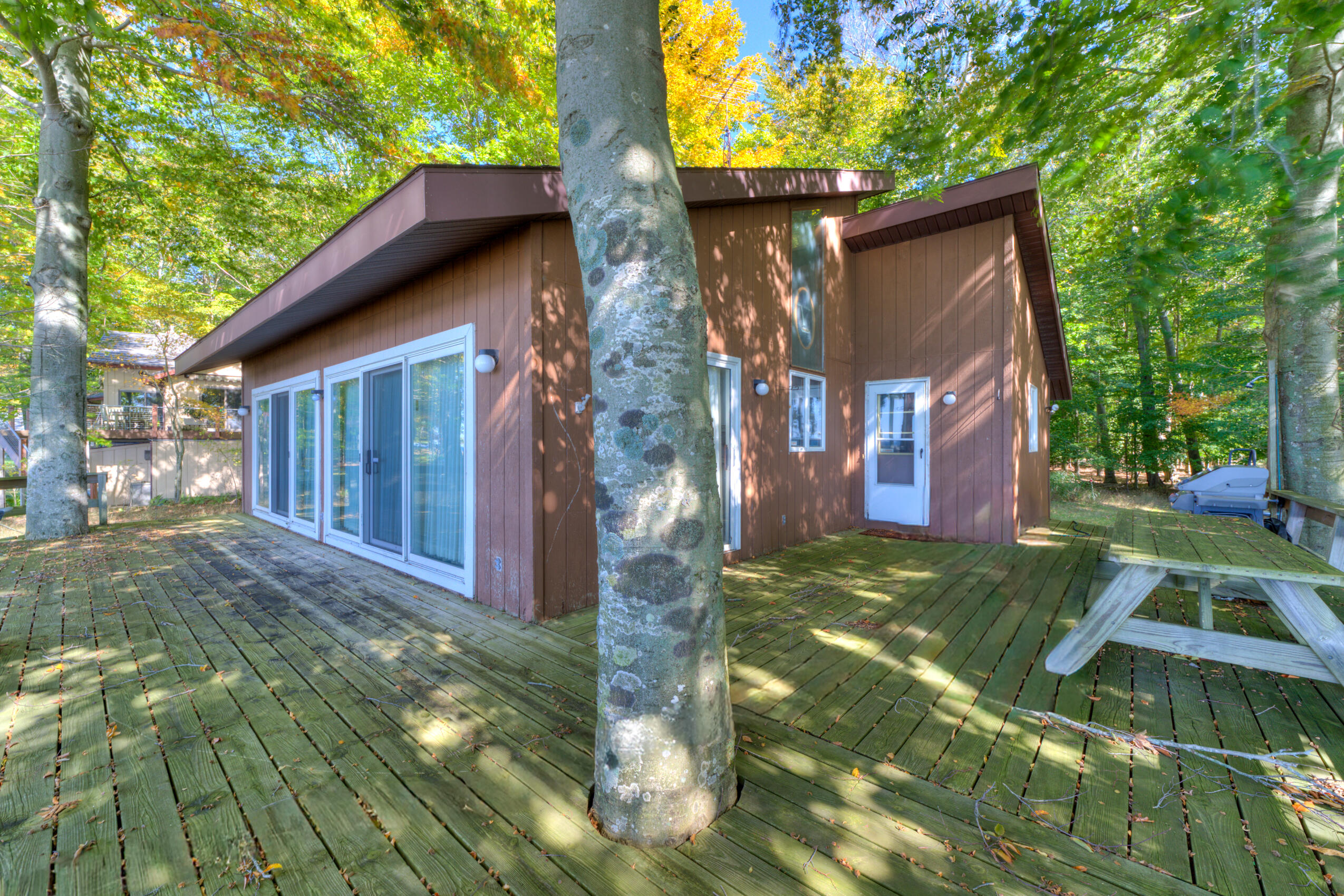 847 N Scenic Drive Muskegon MI 49445