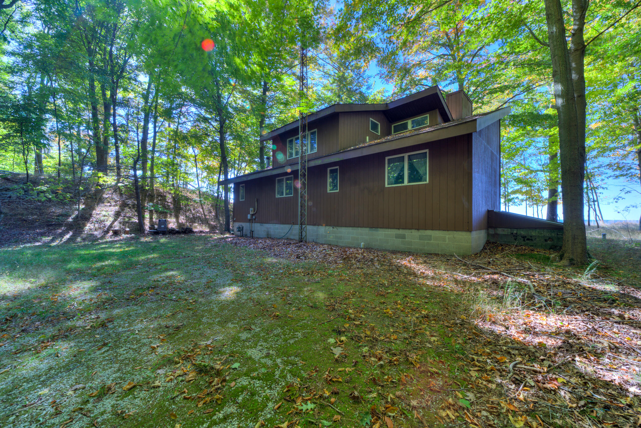 847 N Scenic Drive Muskegon MI 49445