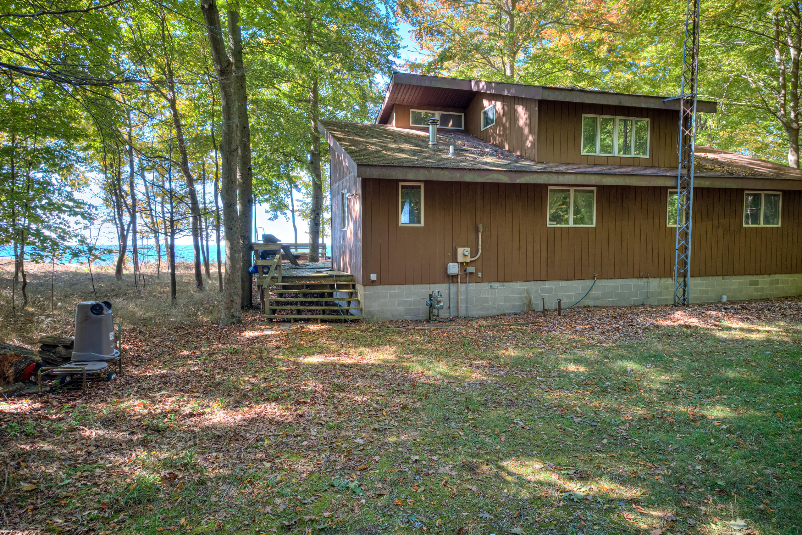 847 N Scenic Drive Muskegon MI 49445