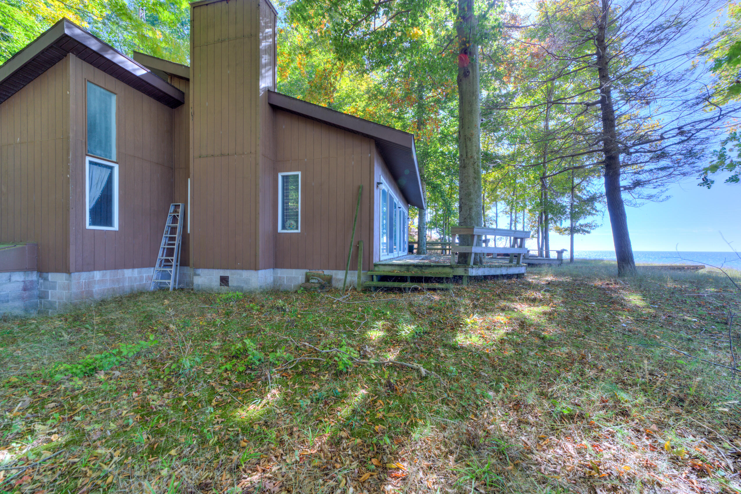 847 N Scenic Drive Muskegon MI 49445