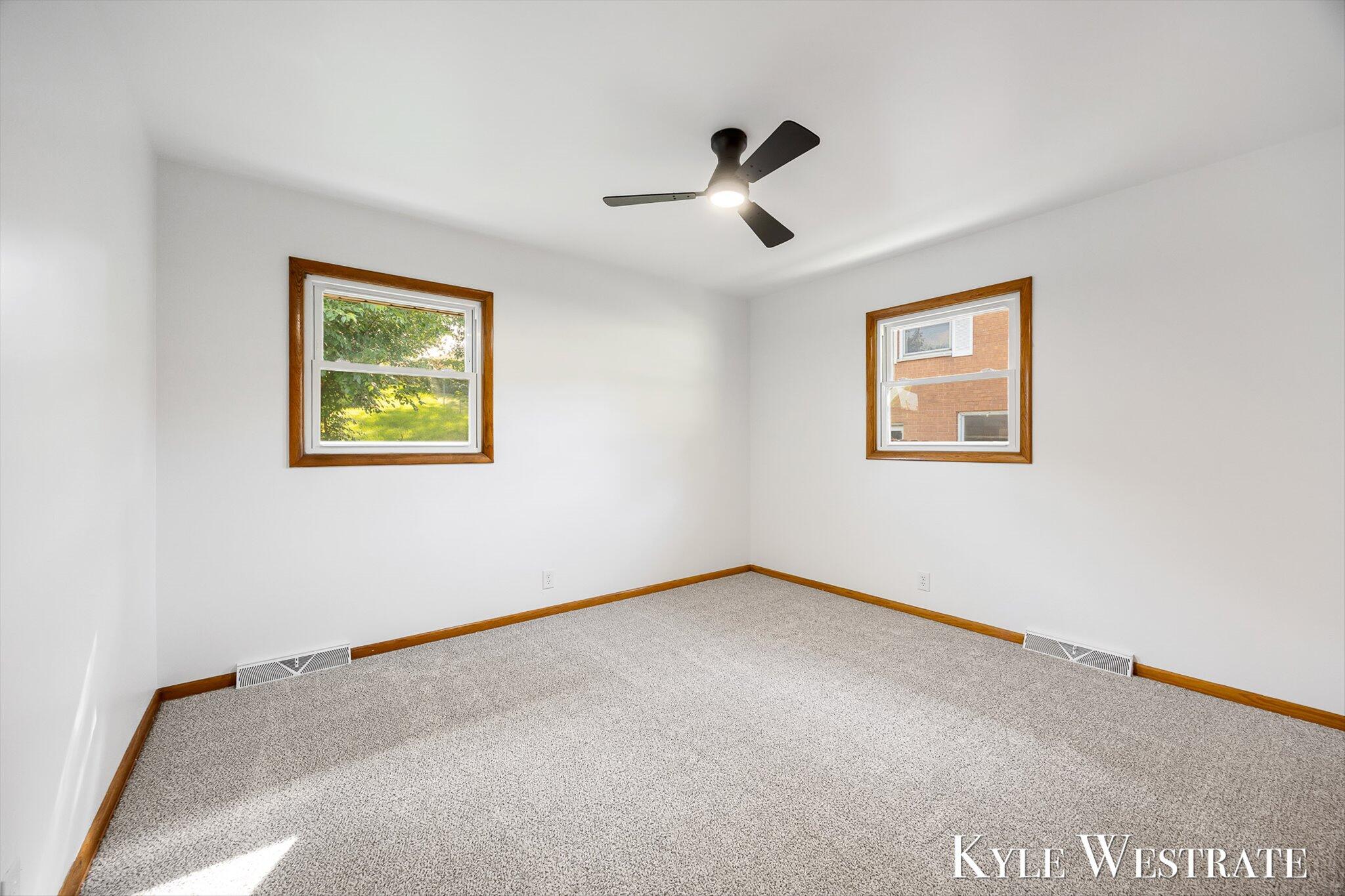 1752 Lake Michigan Drive NW Grand Rapids MI 49504