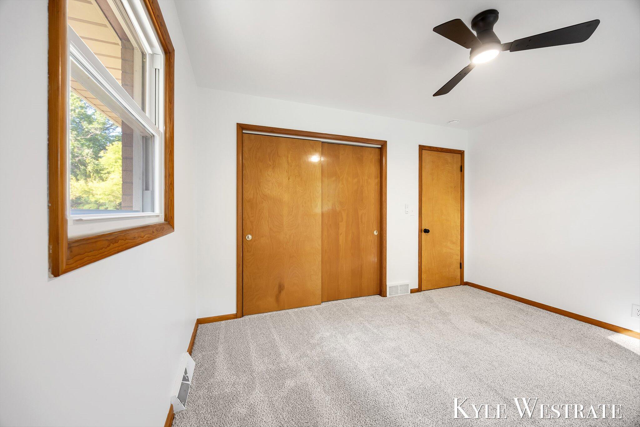 1752 Lake Michigan Drive NW Grand Rapids MI 49504