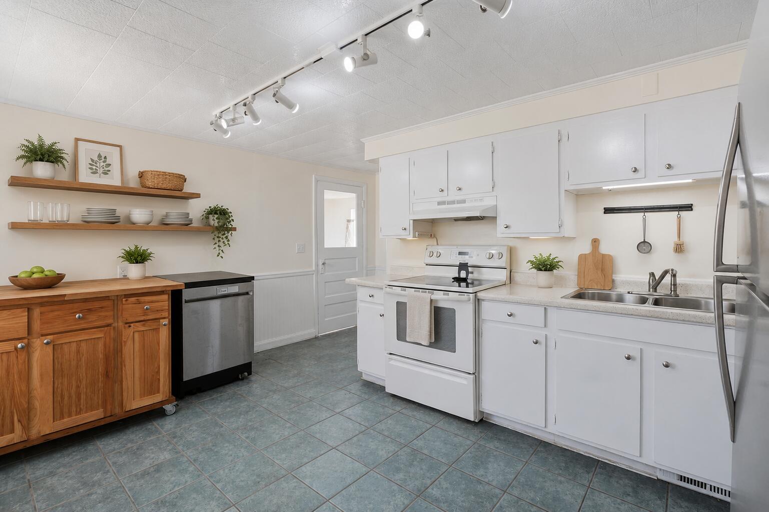 579 38th Street Allegan MI 49010