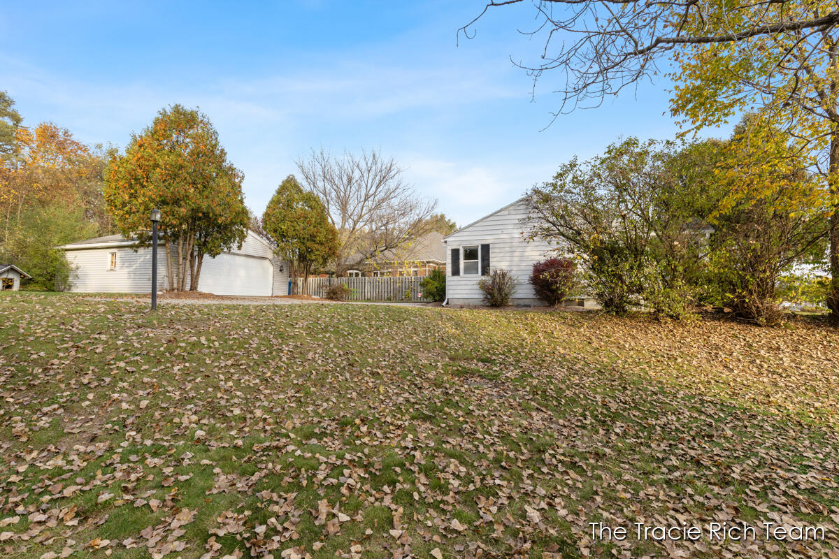 2715 E Beltline Avenue NE Grand Rapids MI 49525