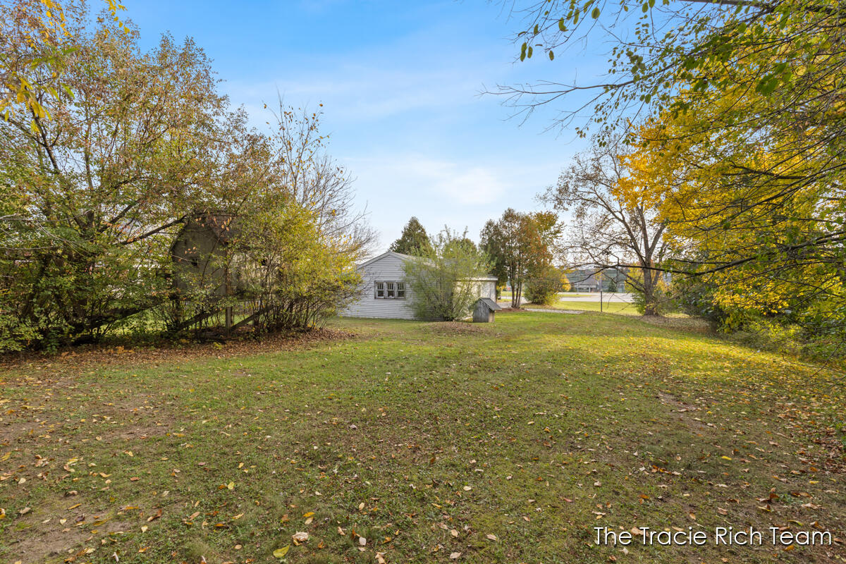 2715 E Beltline Avenue NE Grand Rapids MI 49525