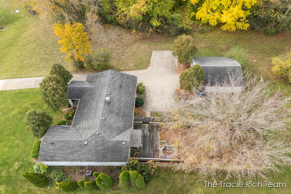 2715 E Beltline Avenue NE Grand Rapids MI 49525