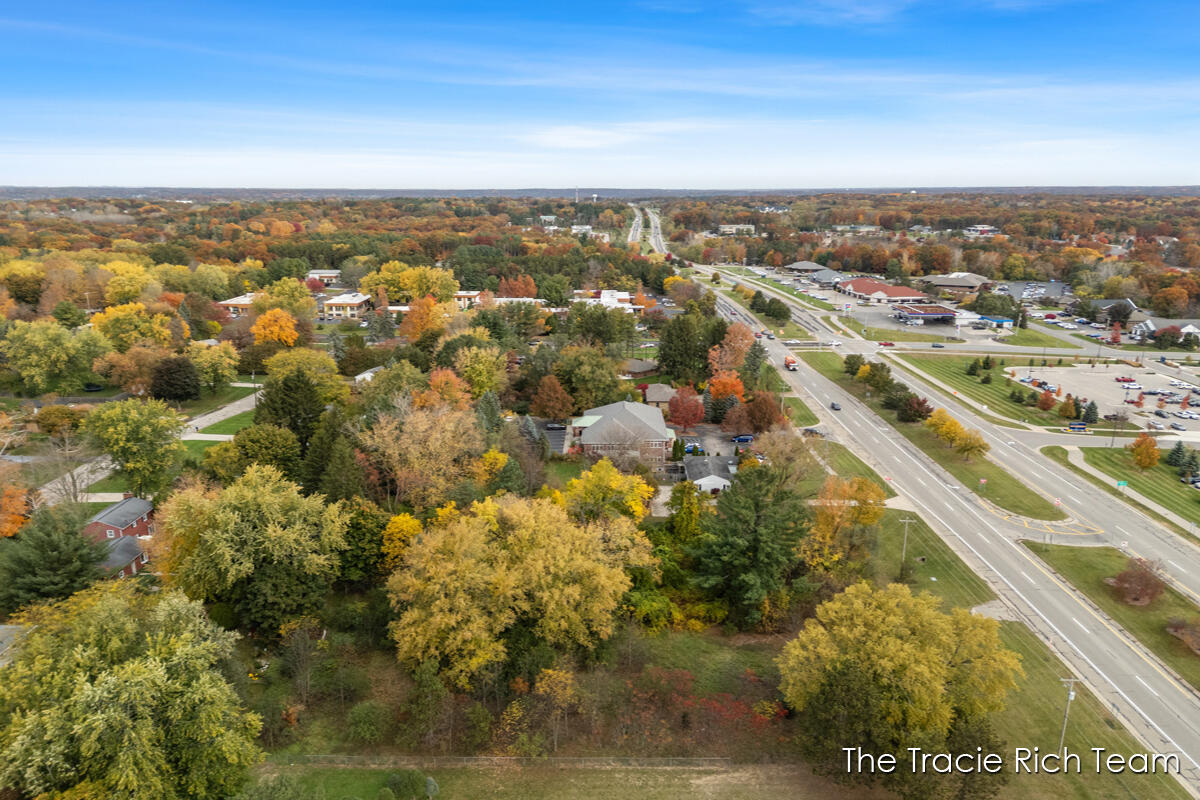 2715 E Beltline Avenue NE Grand Rapids MI 49525