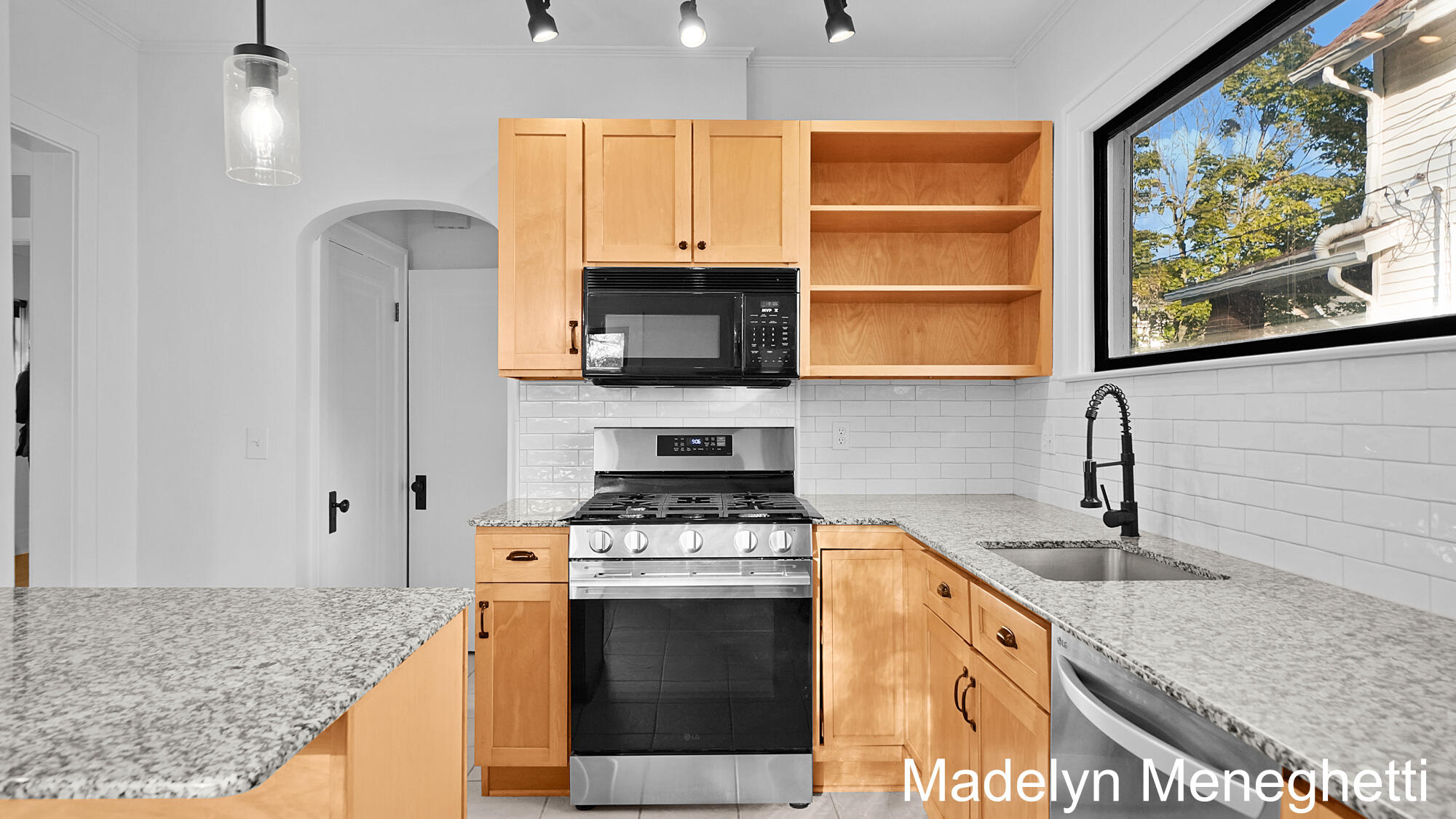 104 Mayfield Avenue NE Grand Rapids MI 49503