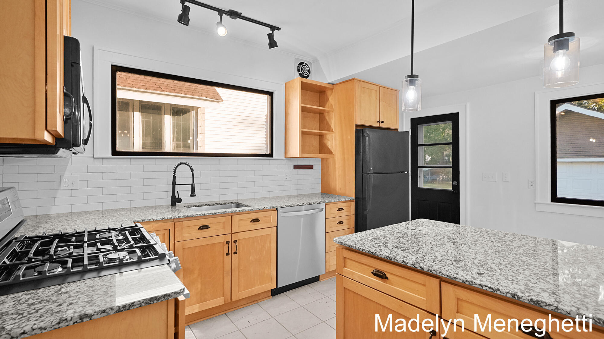 104 Mayfield Avenue NE Grand Rapids MI 49503